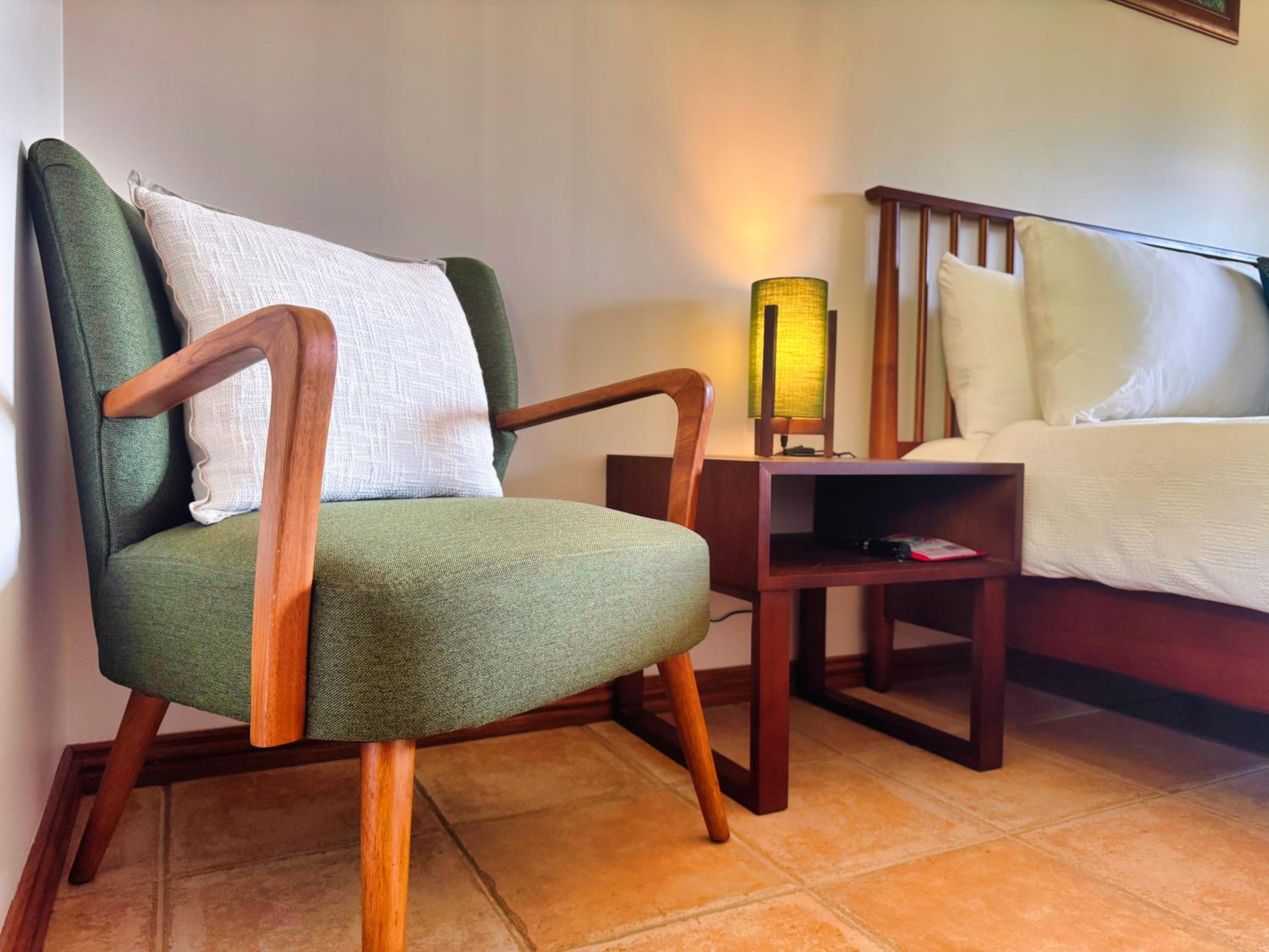 Ahana Hillside - Scenic Stay Near Cairns