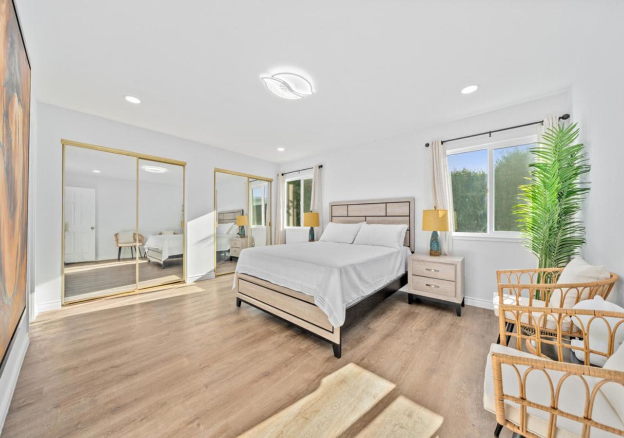 #Marbella Lane - Modern Home with Private Backyard