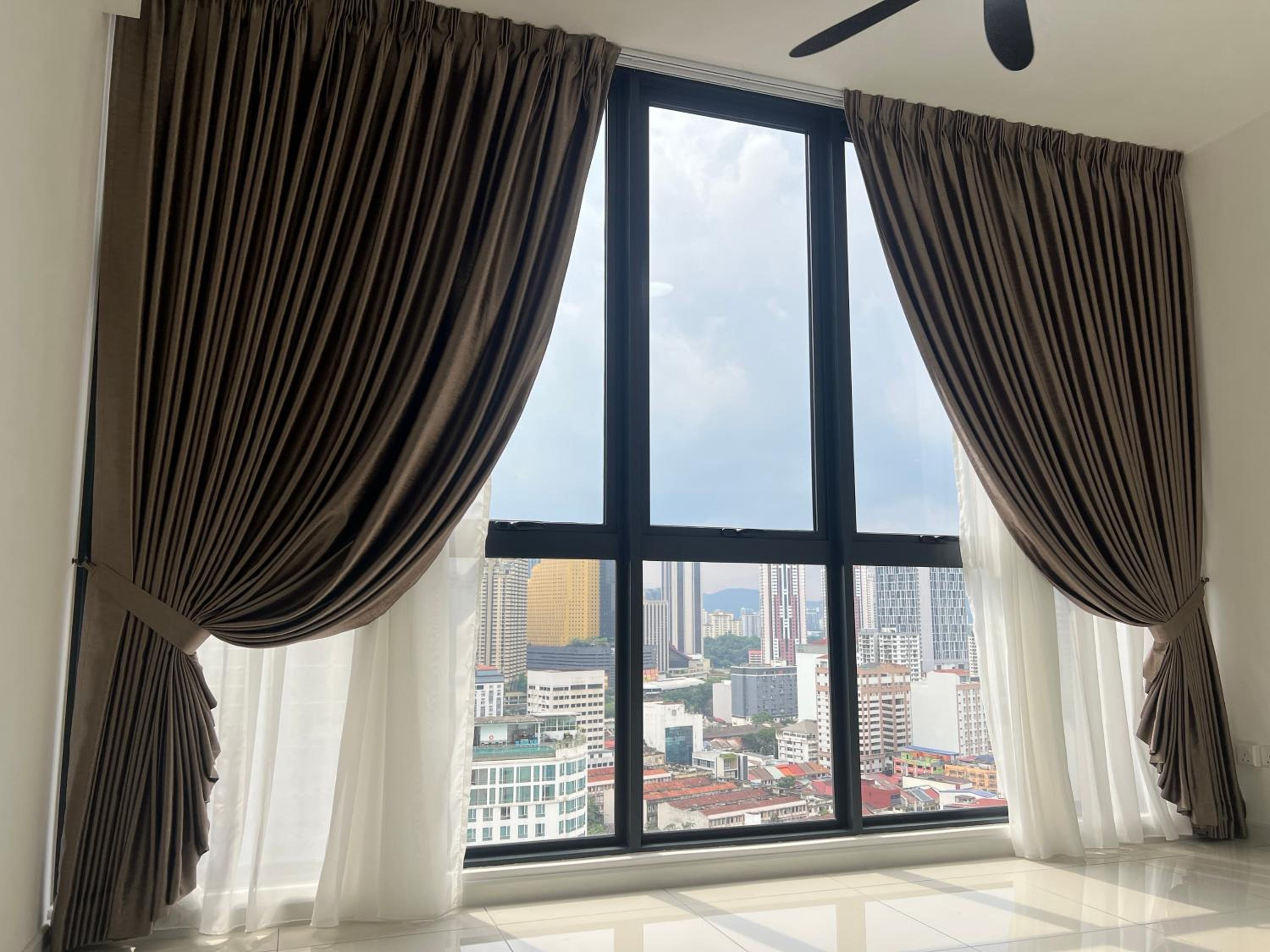 MAJESTIC RESlDENCE KLCC