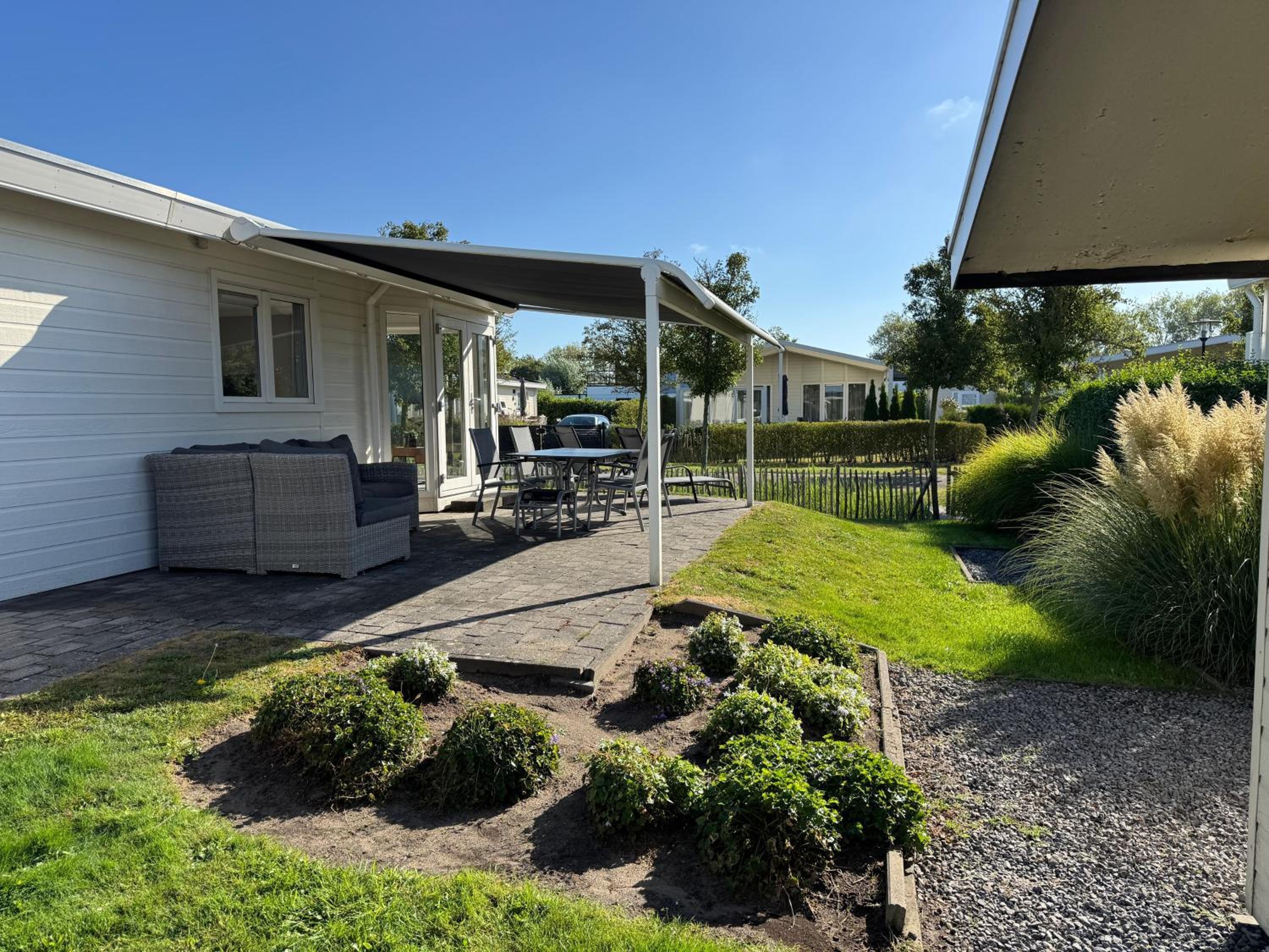 Breskens Chalet Huis Joschi mit Zaun Haus Nr G139