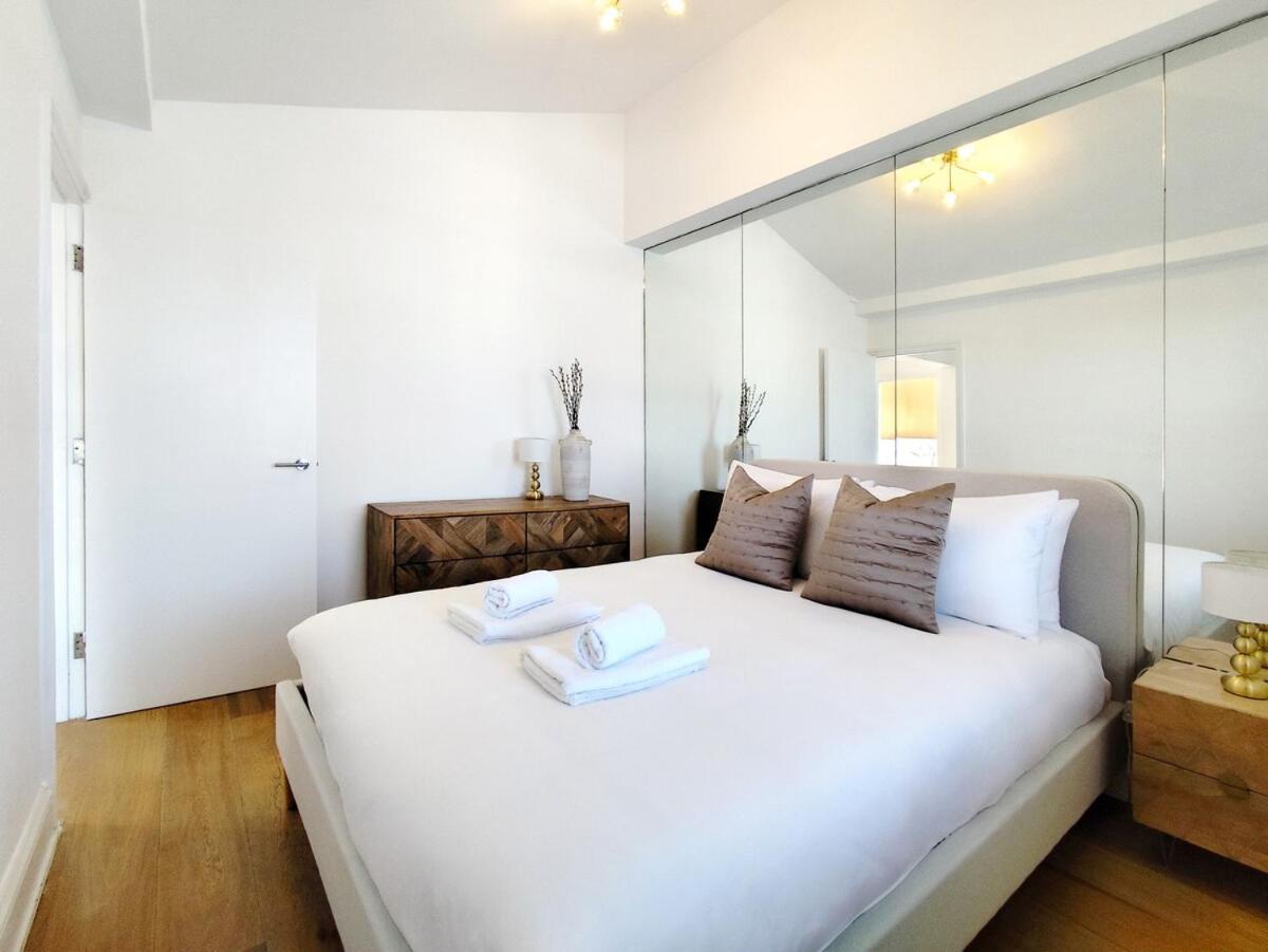 Flat E - Montagu Residence