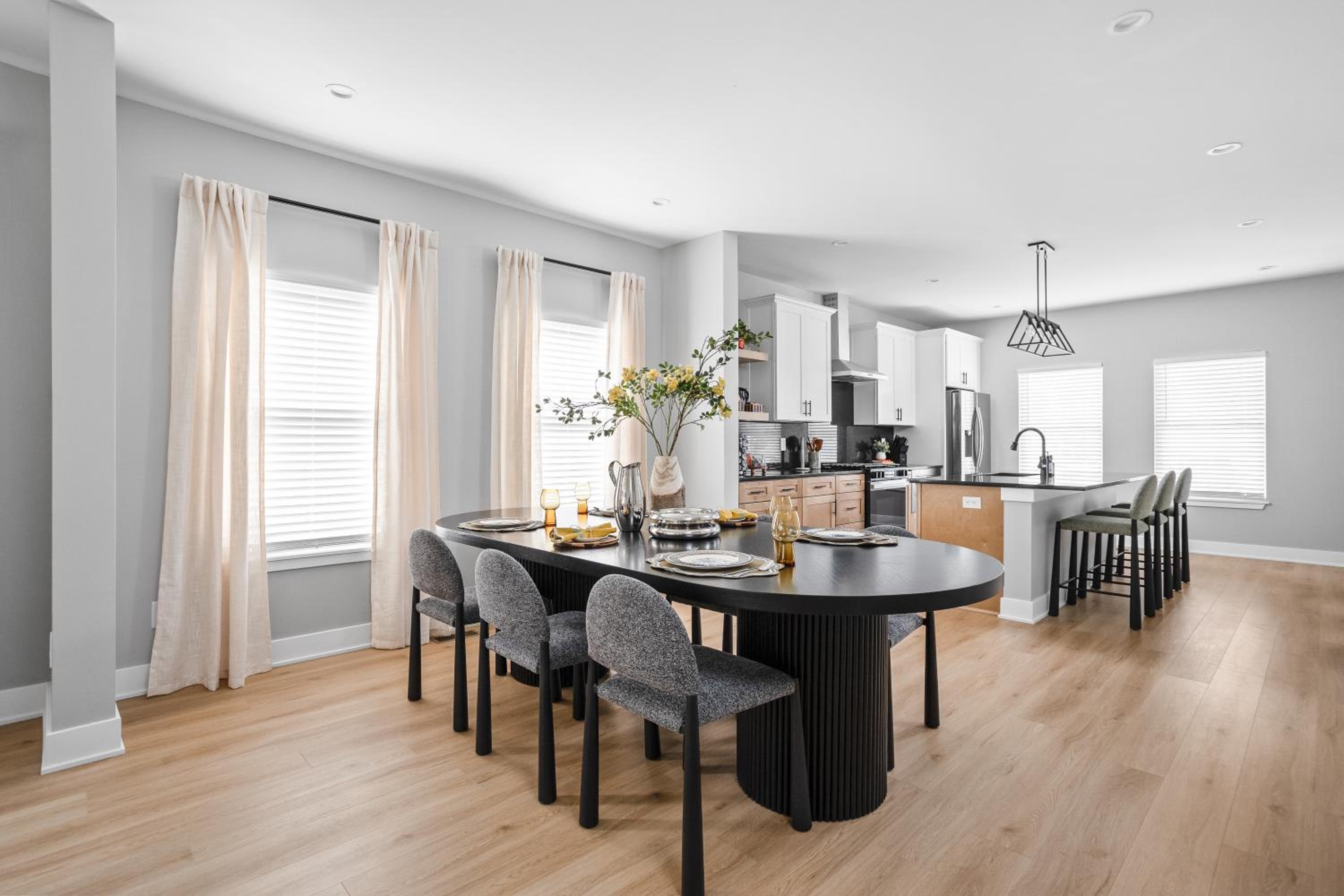 Luxury Retreat Near Downtown