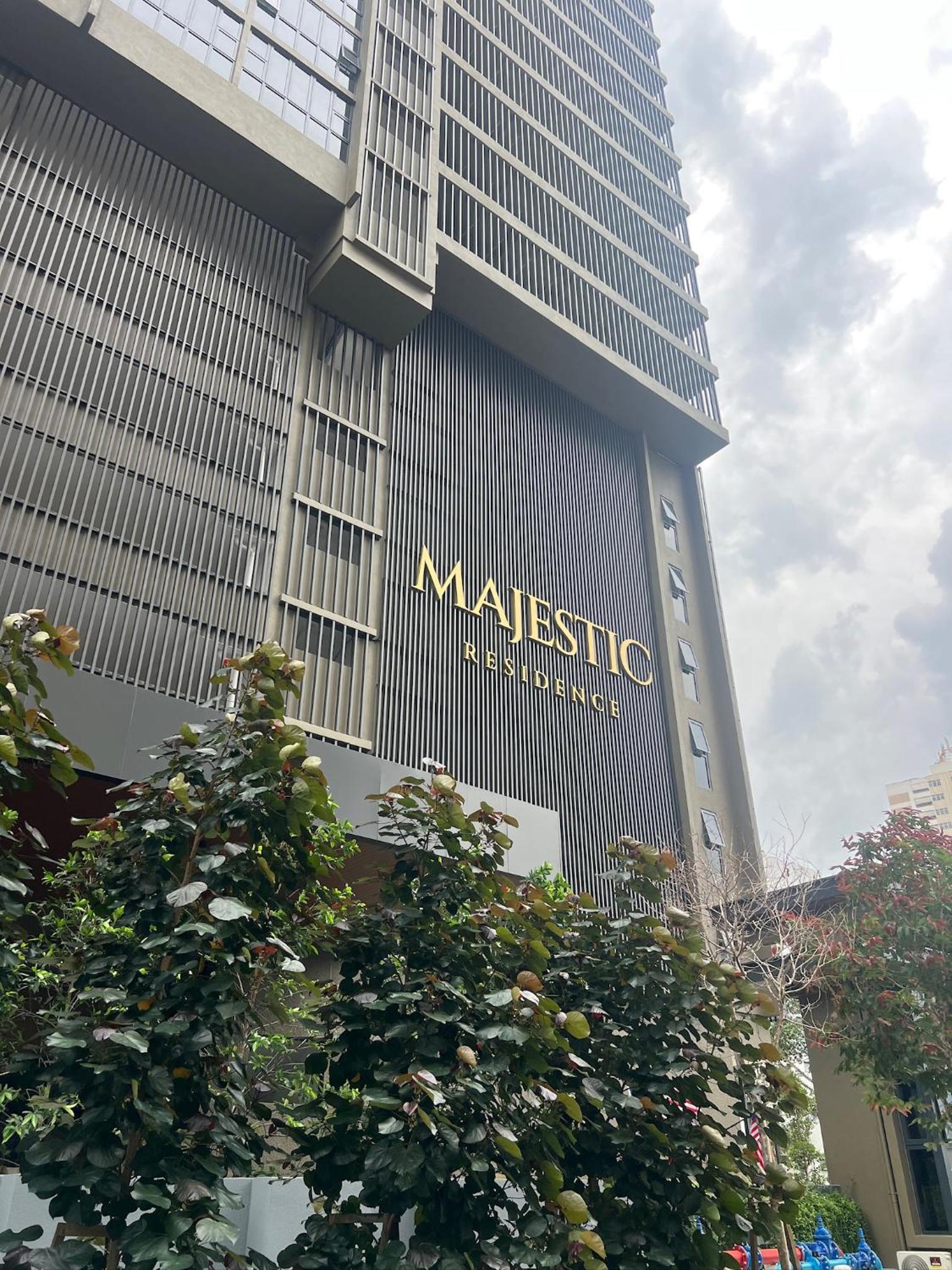 MAJESTIC RESlDENCE KLCC
