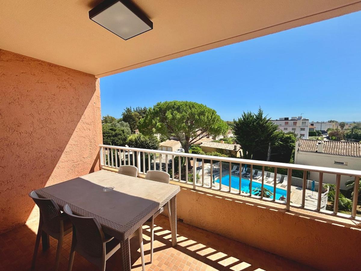Grand studio climatisé, piscine, plage 5mn, parking gratuit