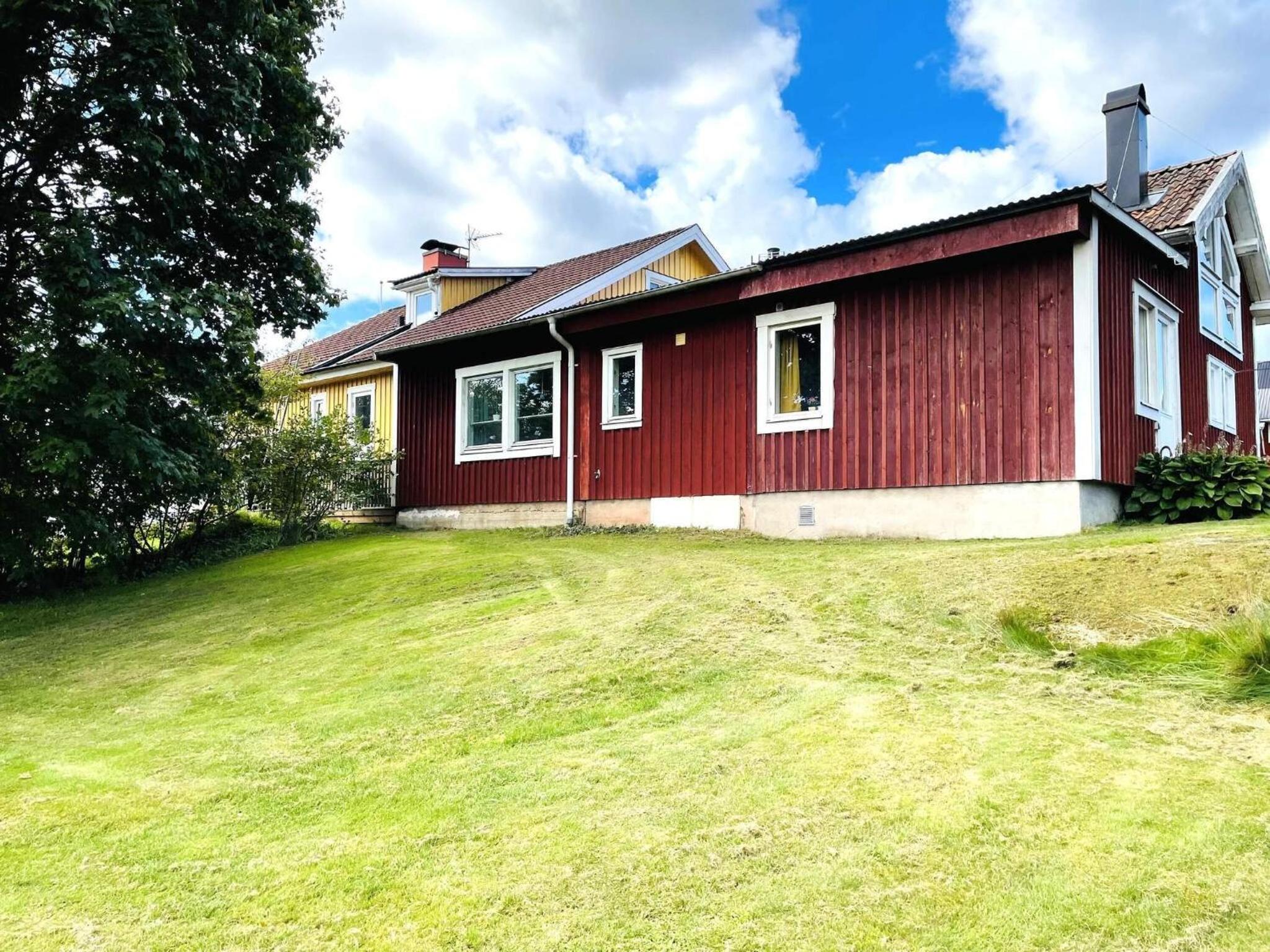 4 person holiday home in UDDEVALLA