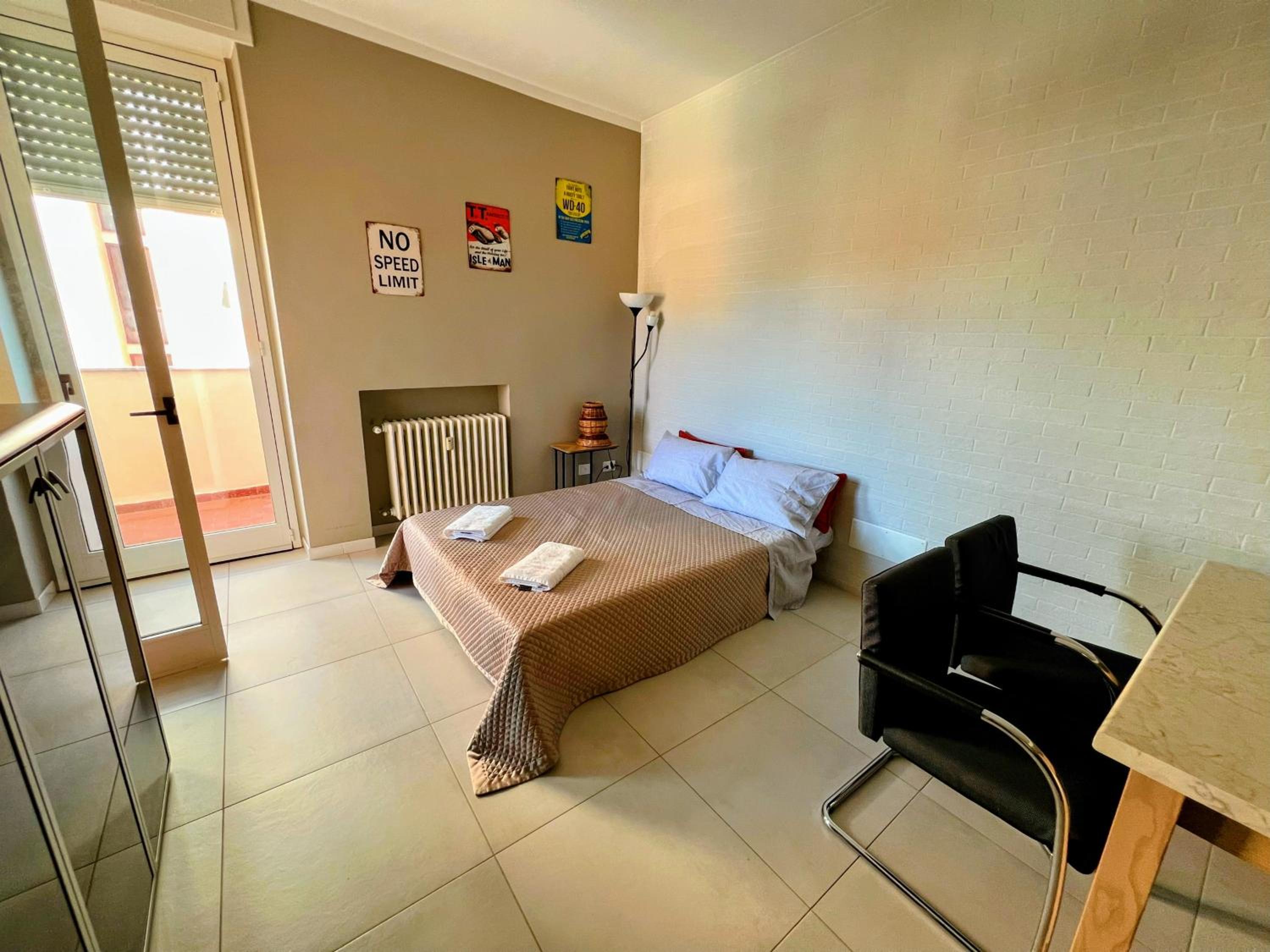 Angera Via Roma
