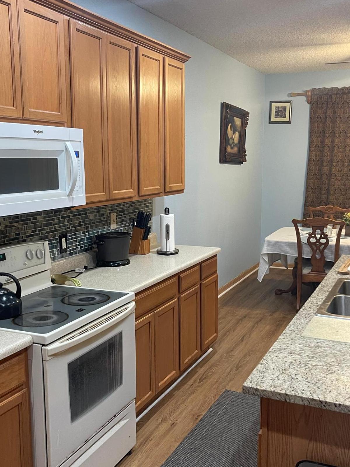 Magic Stay 4-Bedroom Home Close to Disney