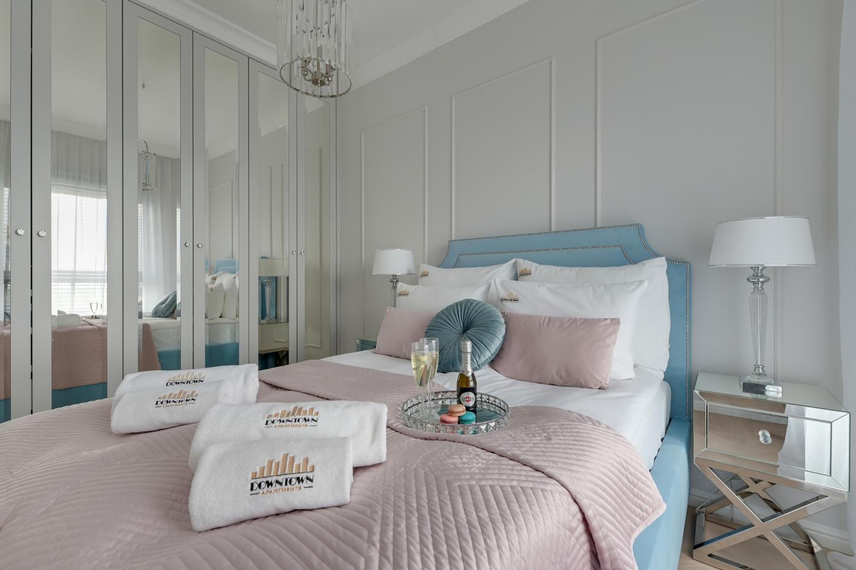Magellana Glamour & Green Hill View by Downtown Apartments