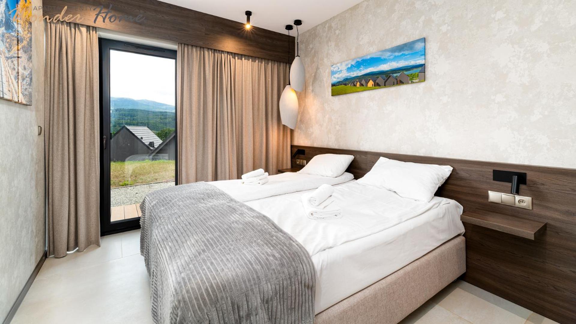 Wonder Hill - bajkowy widok na góry i zalew, strefa wellness na terenie kompleksu