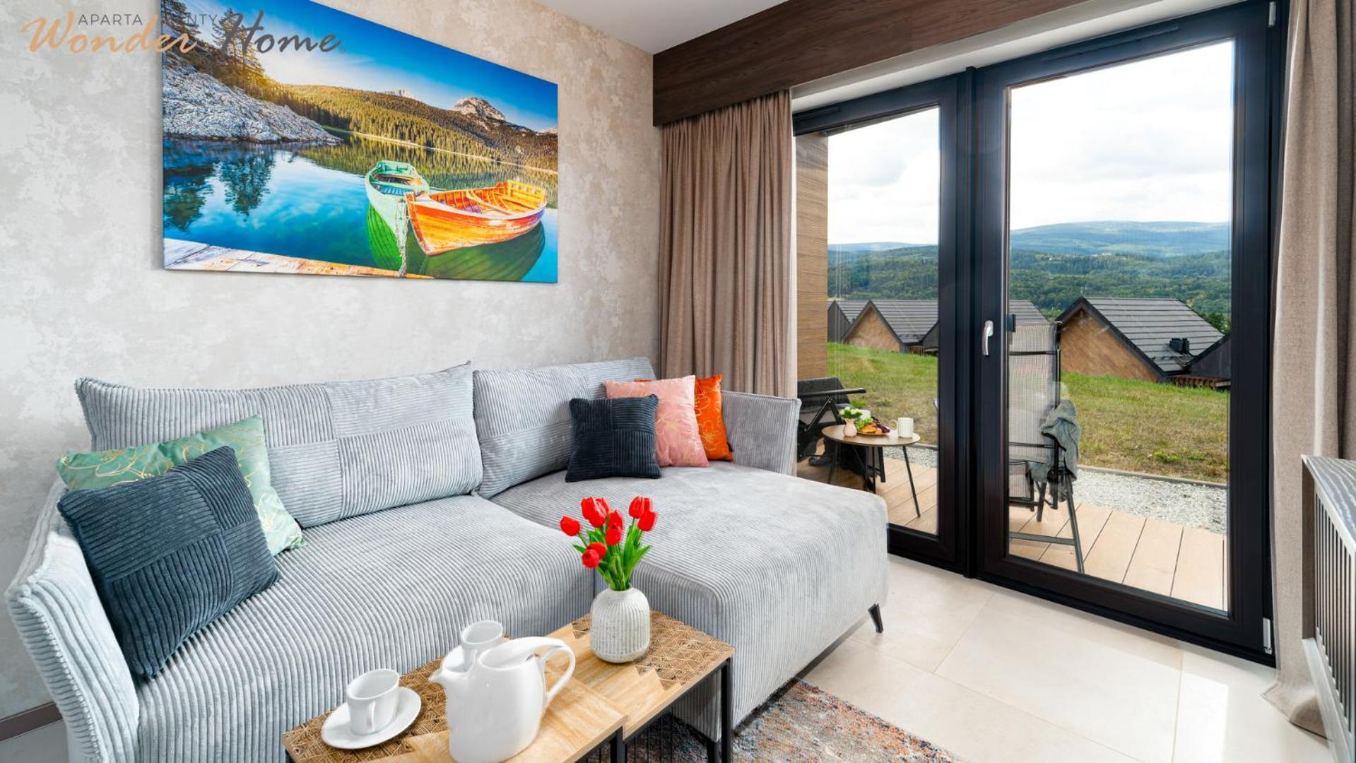 Wonder Hill - bajkowy widok na góry i zalew, strefa wellness na terenie kompleksu