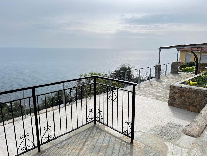 Appartamento fronte mare