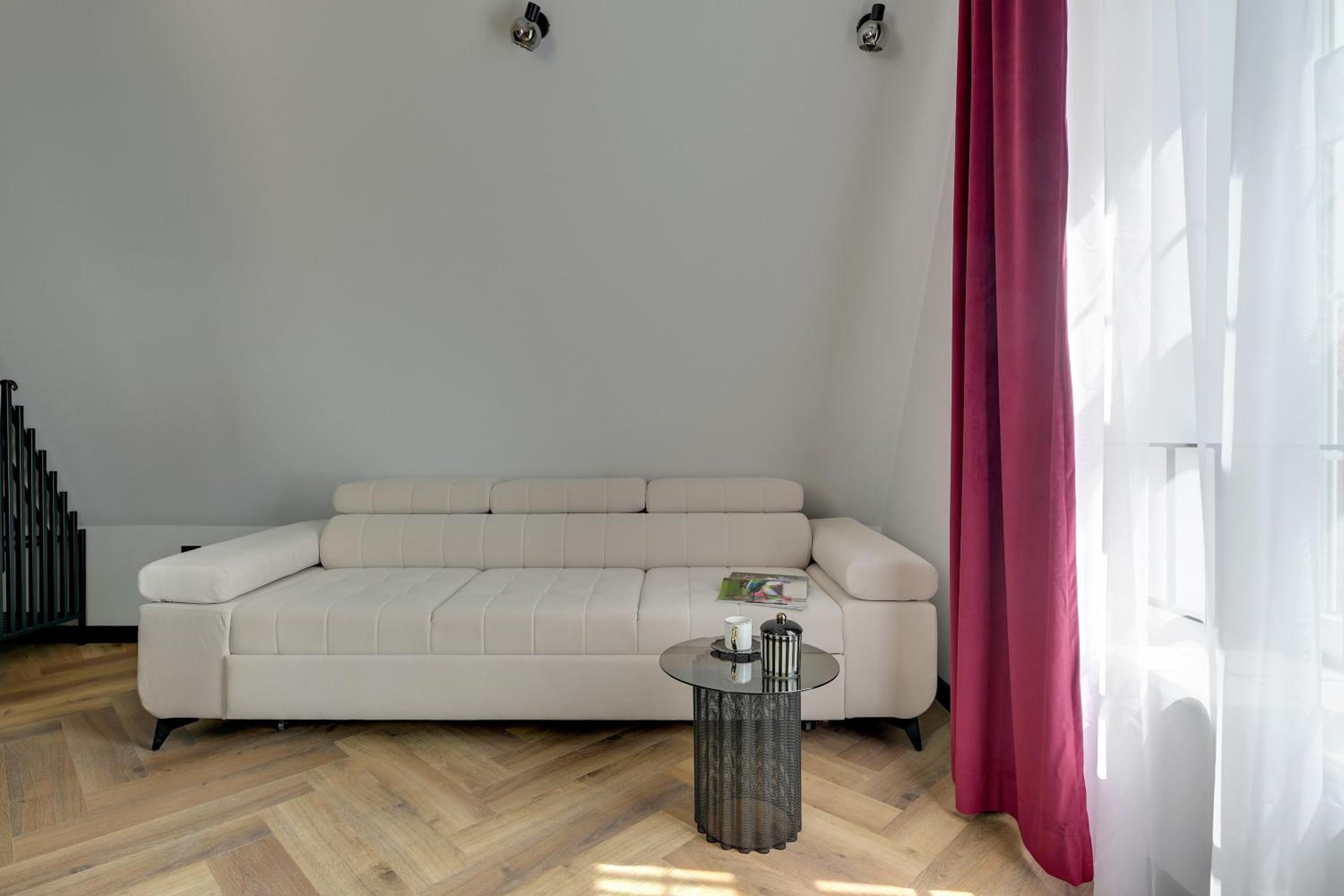 Old Town Chlebnicka Attic by Downtown Apartments