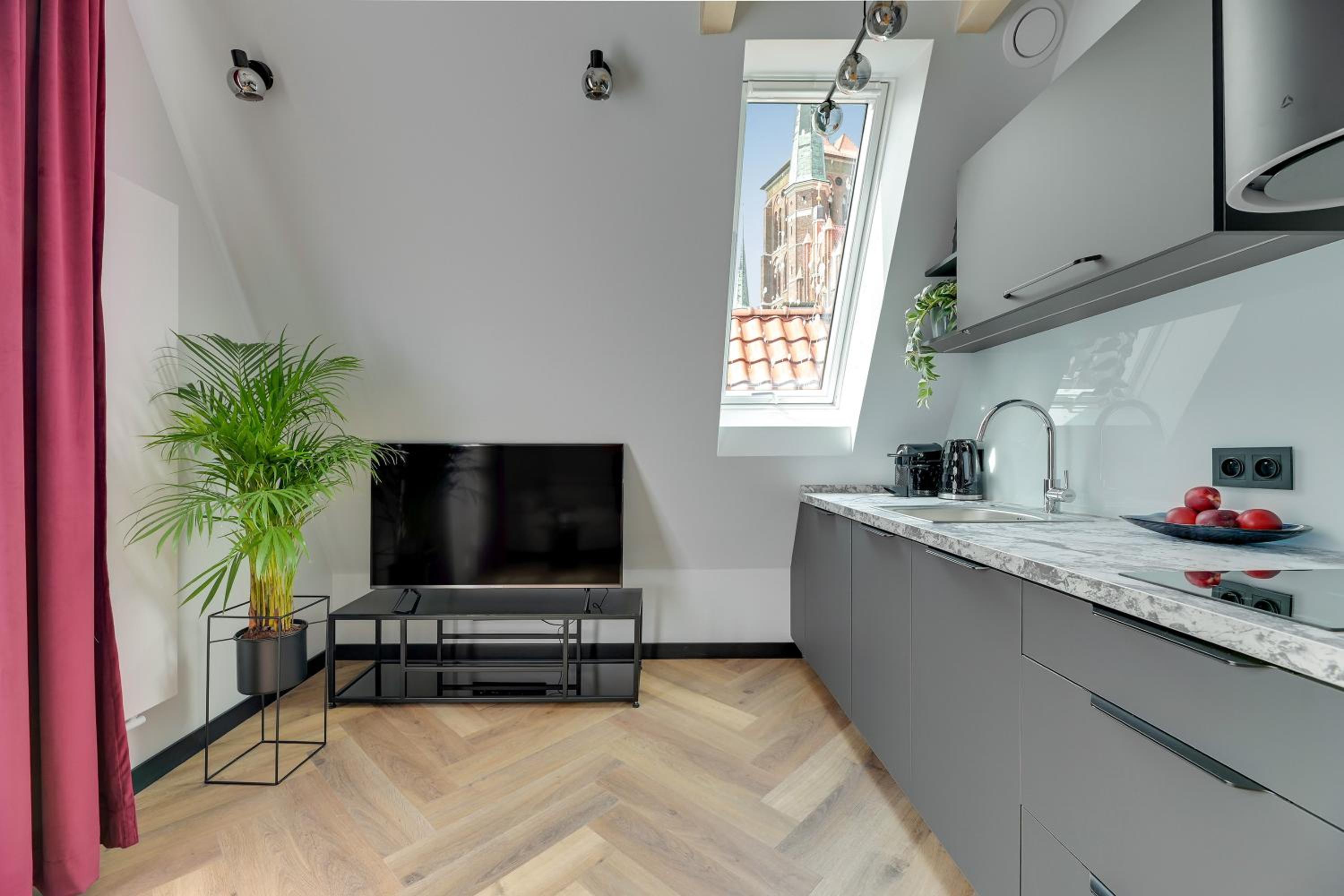 Old Town Chlebnicka Attic by Downtown Apartments