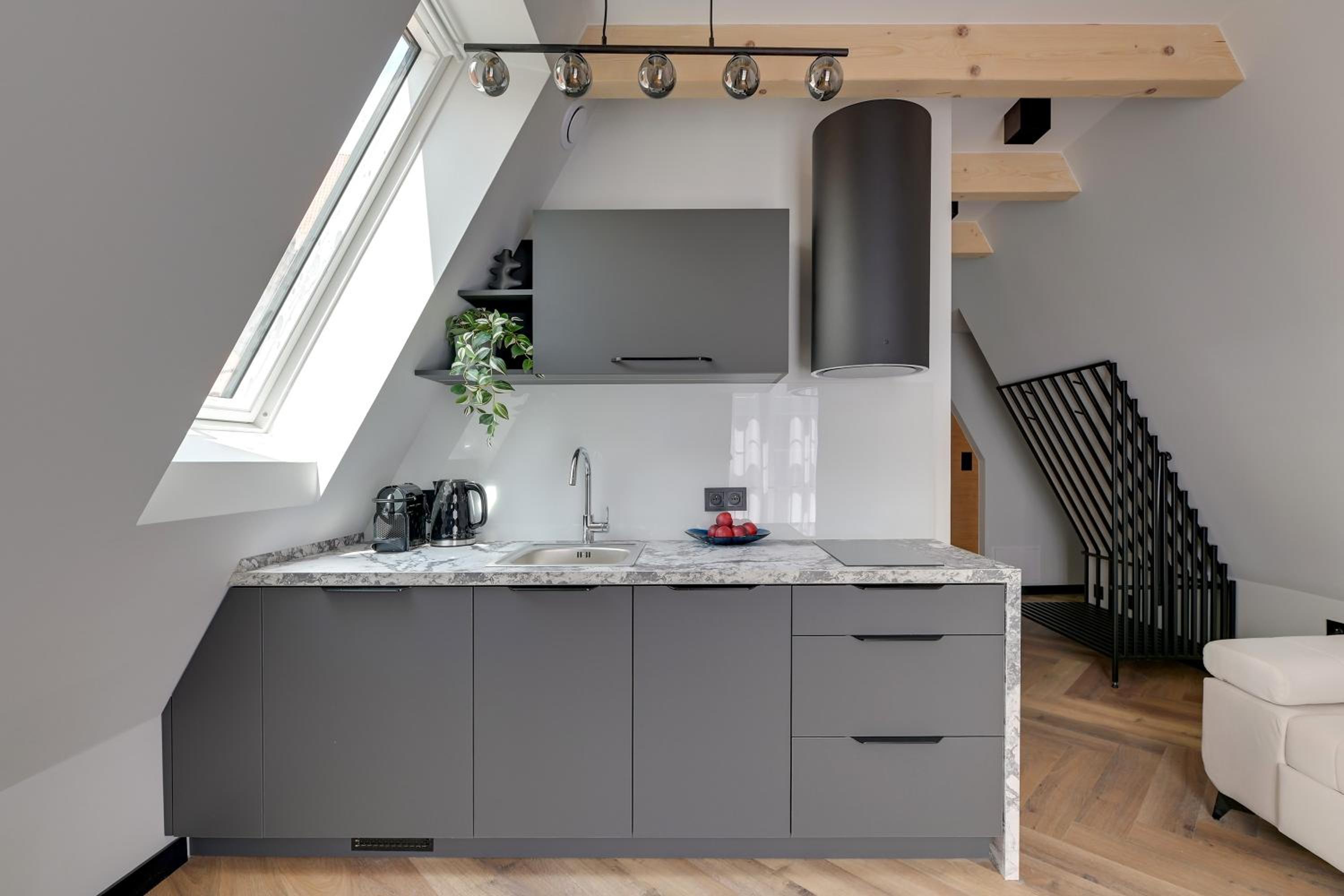 Old Town Chlebnicka Attic by Downtown Apartments
