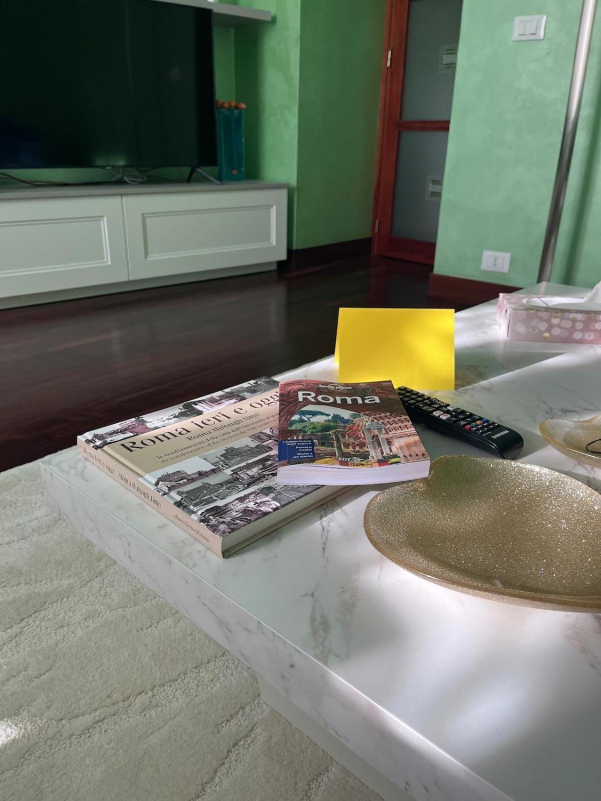 Rome full apt 4 people close to Colosseum Mao house