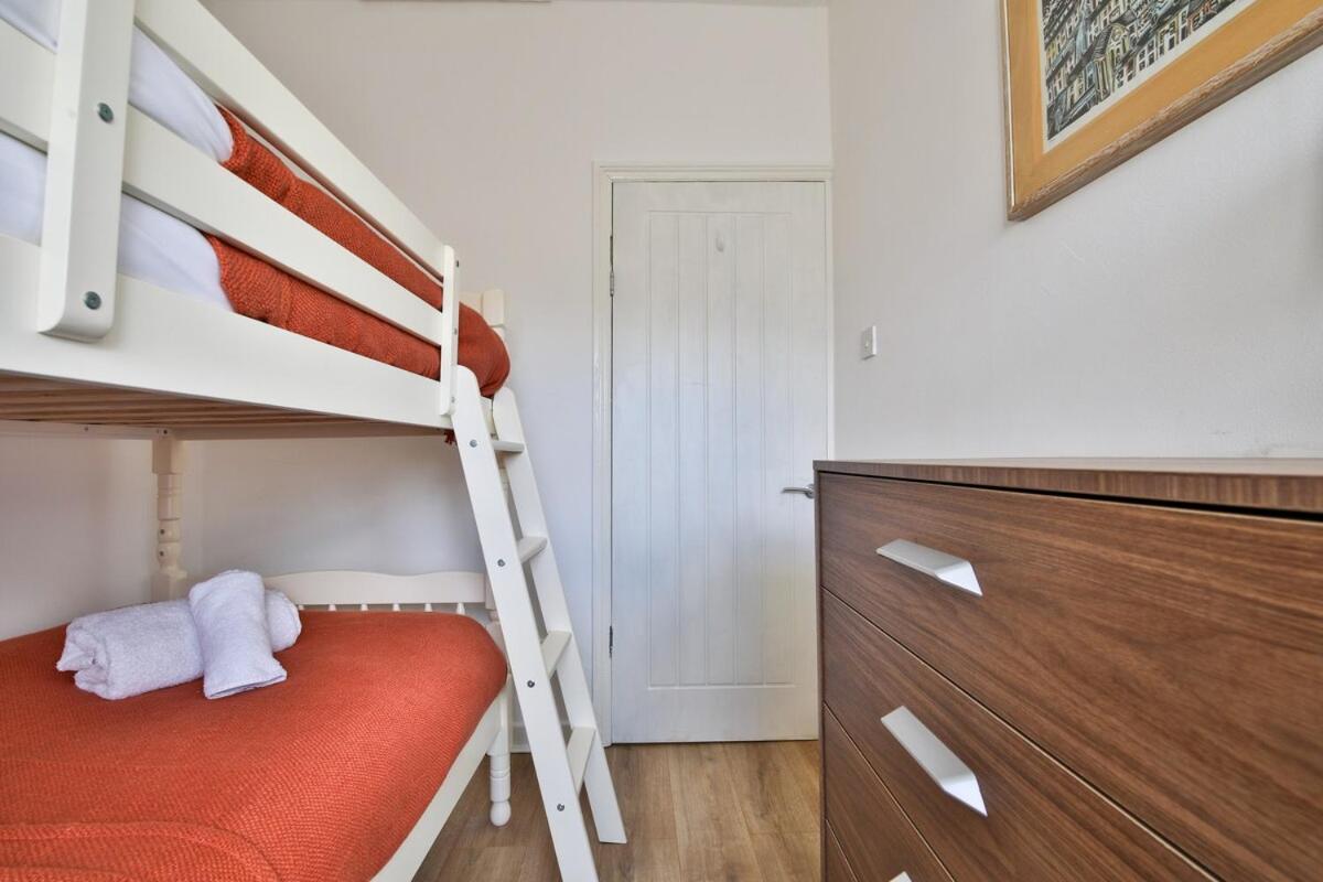 Neath Valley – Family Haven near Waterfalls