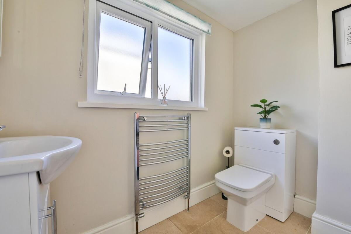 Neath Valley – Family Haven near Waterfalls