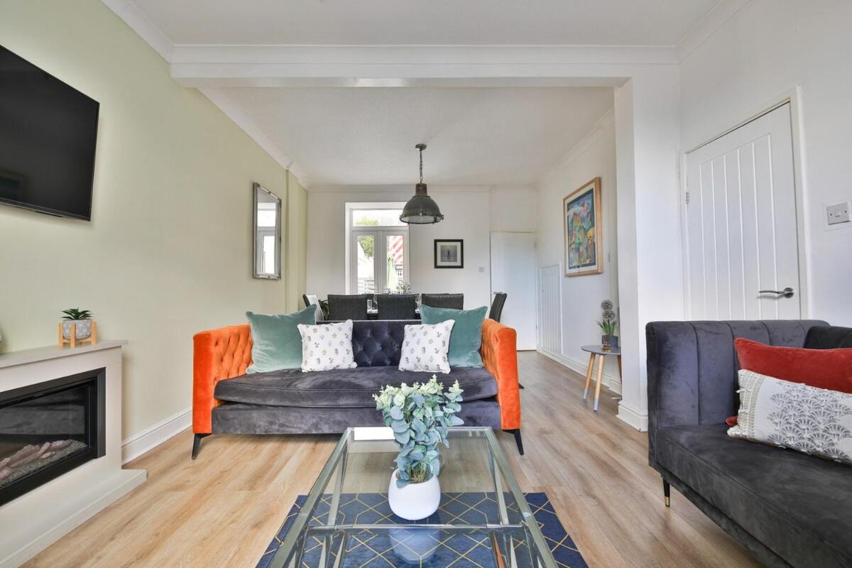 Neath Valley – Family Haven near Waterfalls
