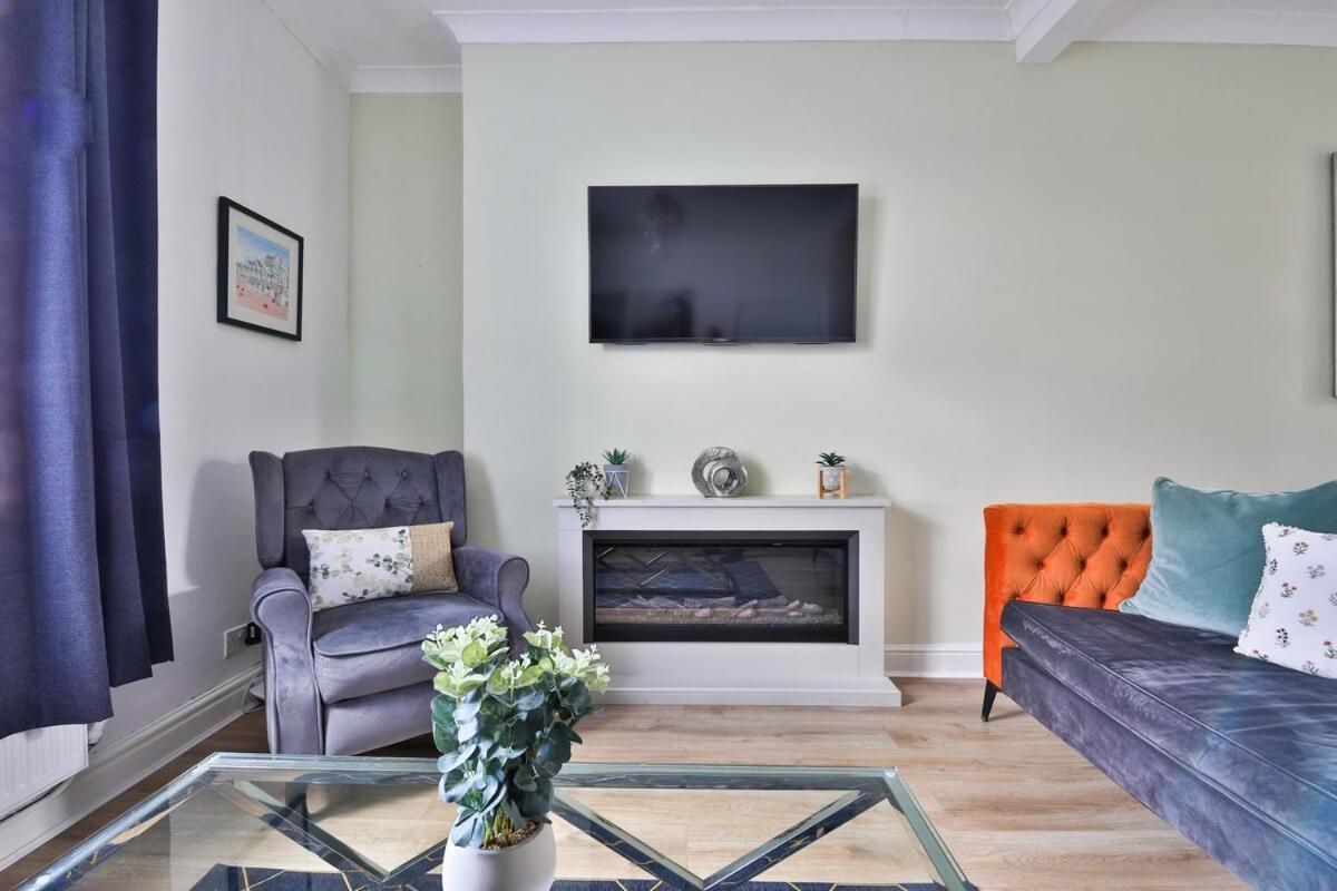 Neath Valley – Family Haven near Waterfalls