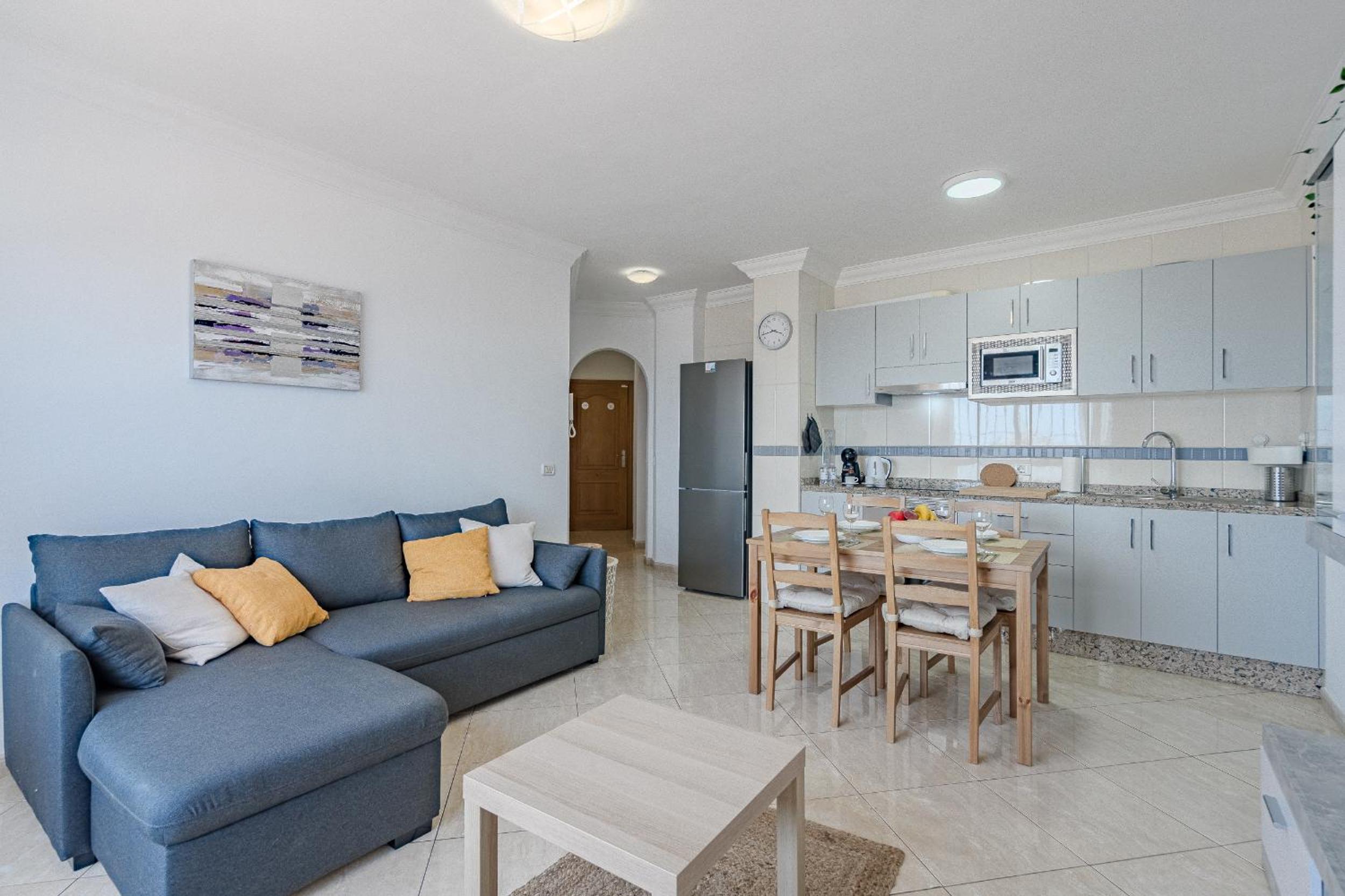 NEW Elegance by the Sea, Playa San Juan, Tenerife