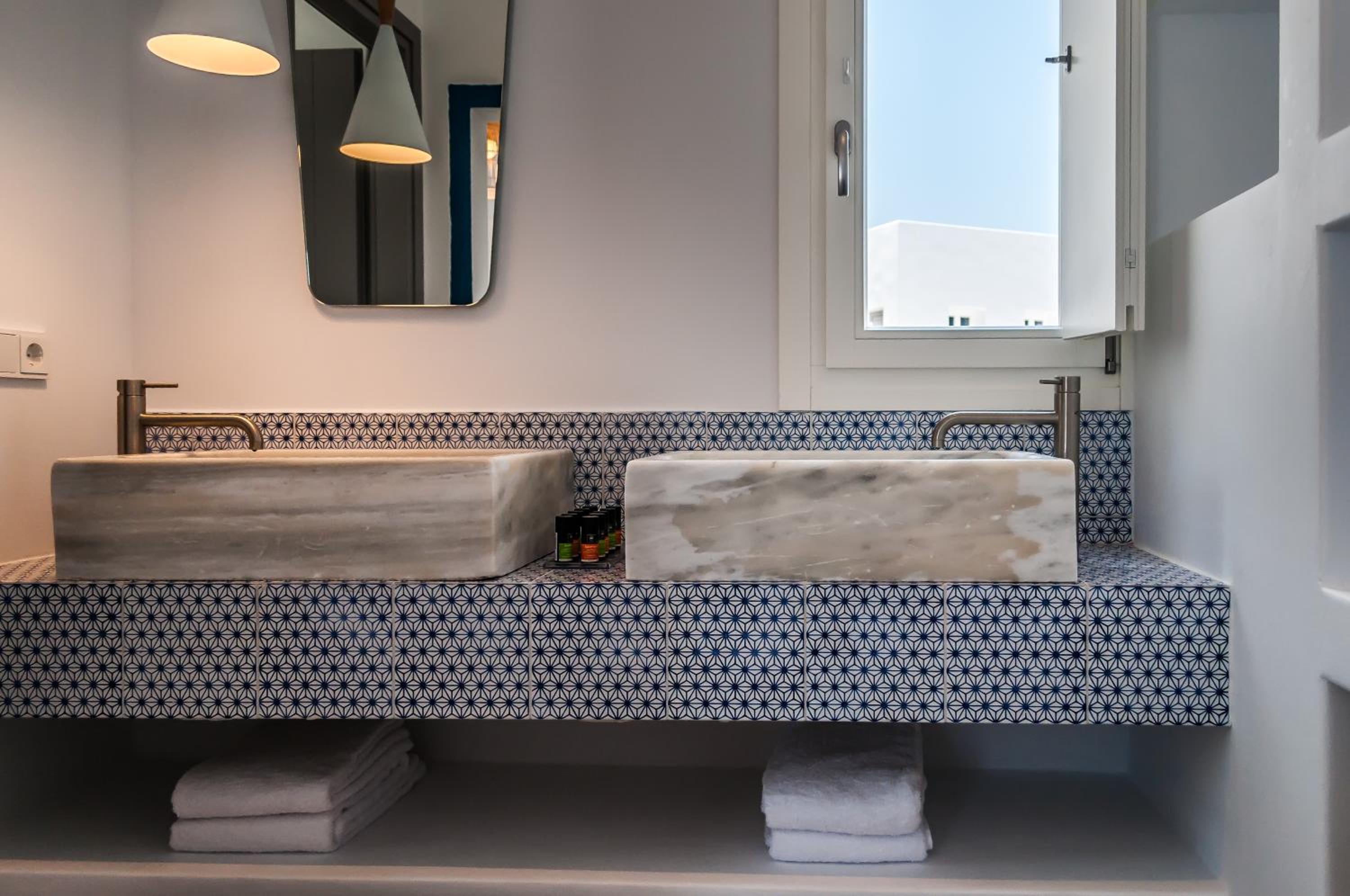Milos Breeze Boutique Hotel 74