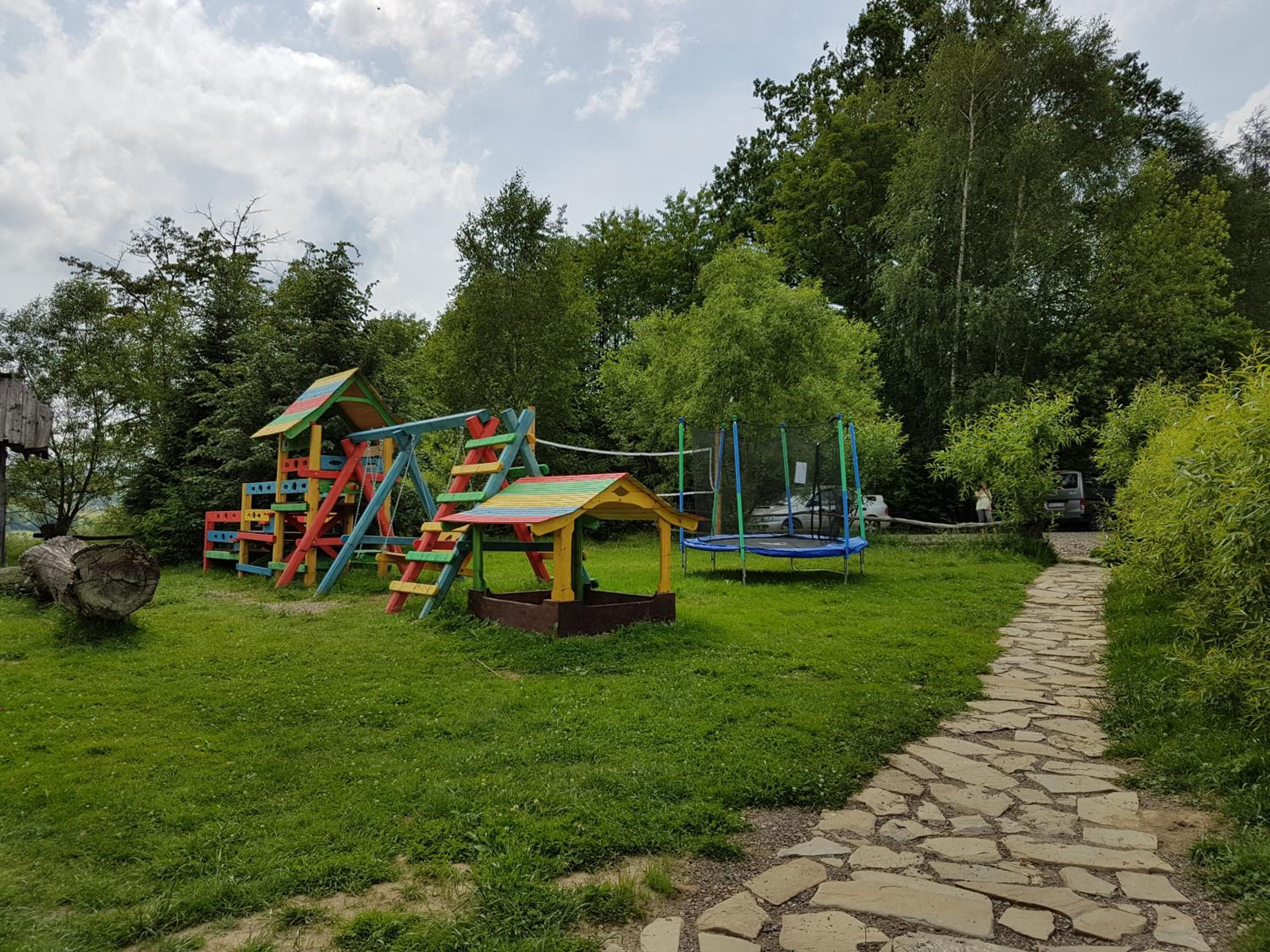 Photo 12