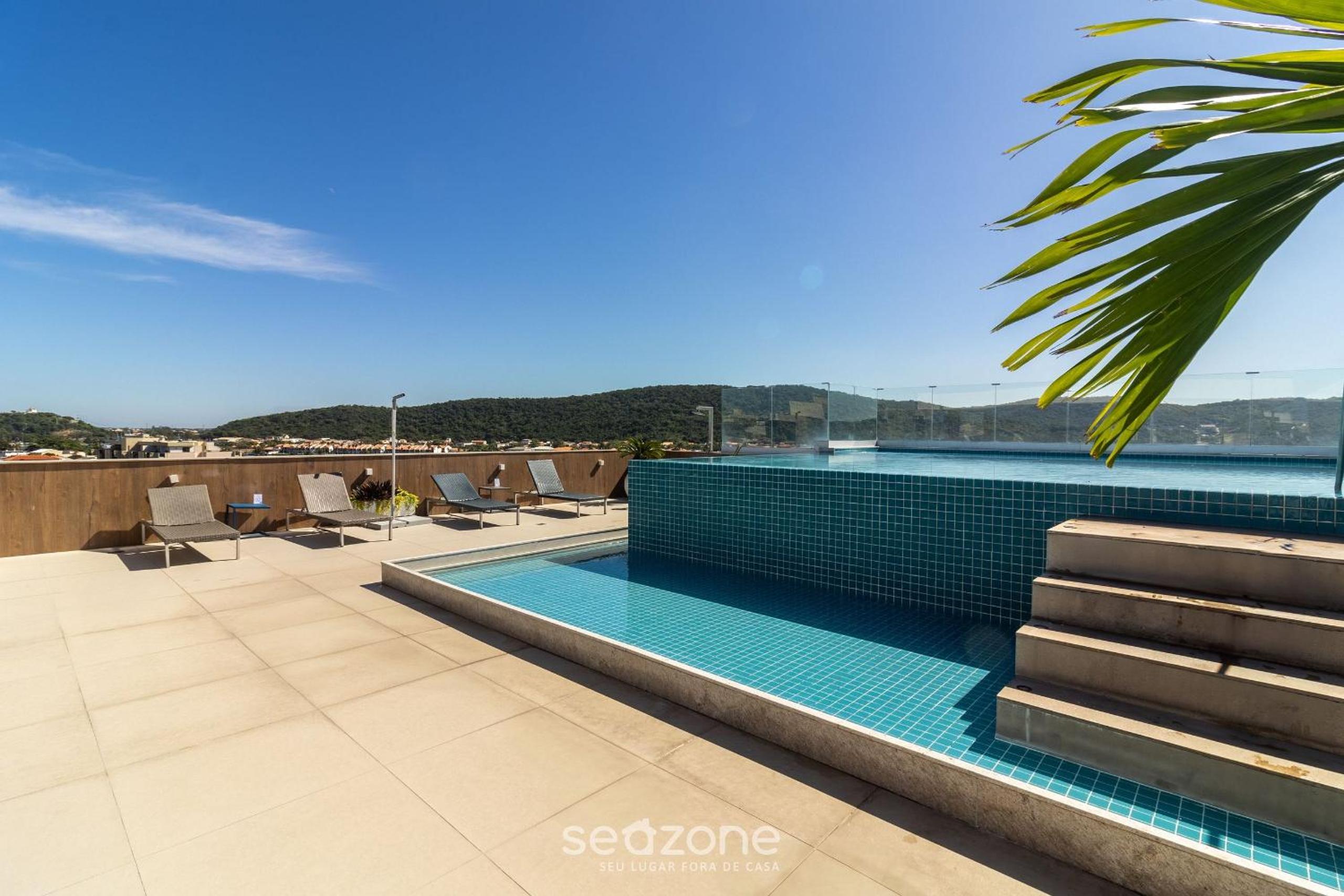 Stay with pool and sauna just steps from the beach in Cabo Frio - HSC