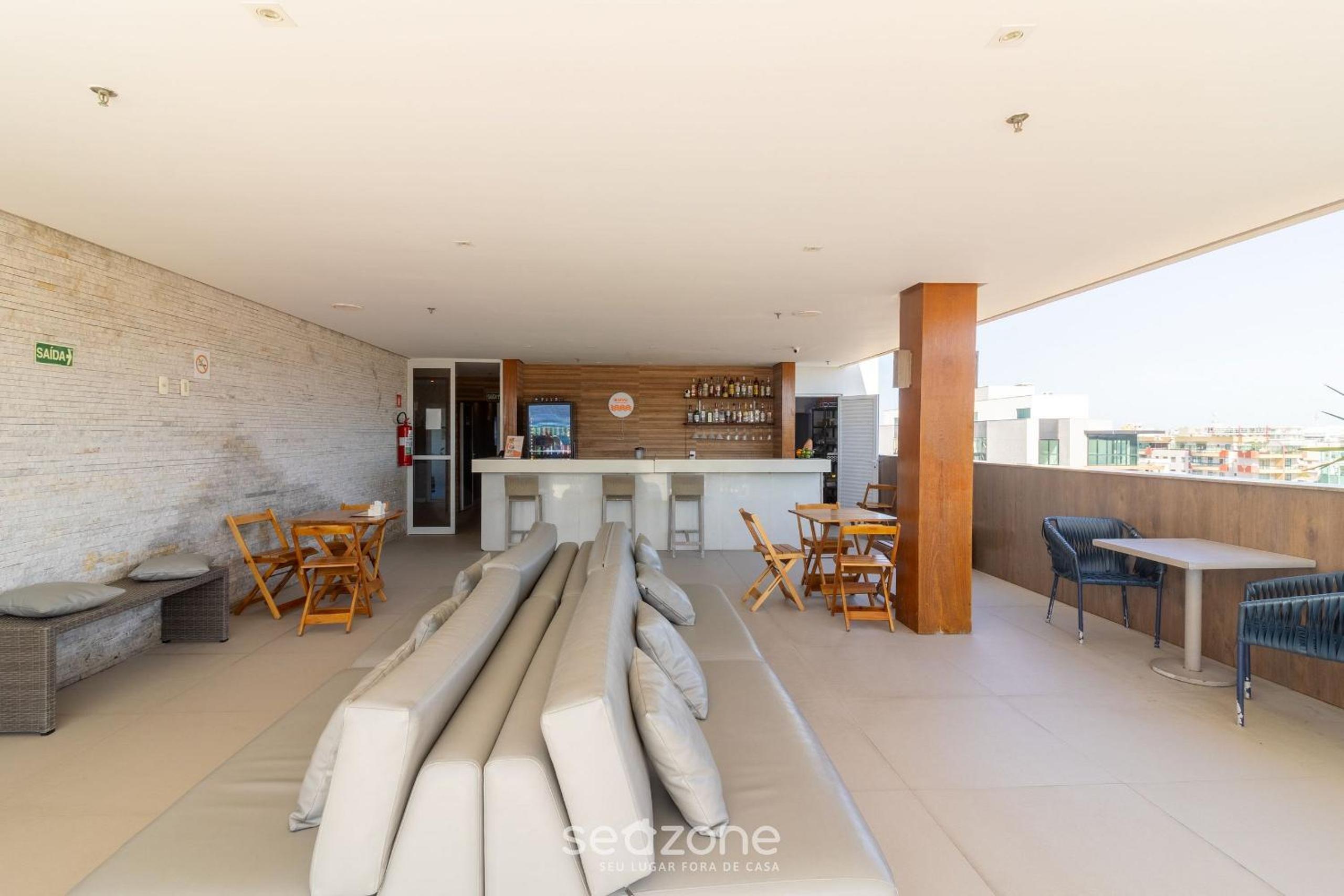 Stay with pool and sauna just steps from the beach in Cabo Frio - HSC