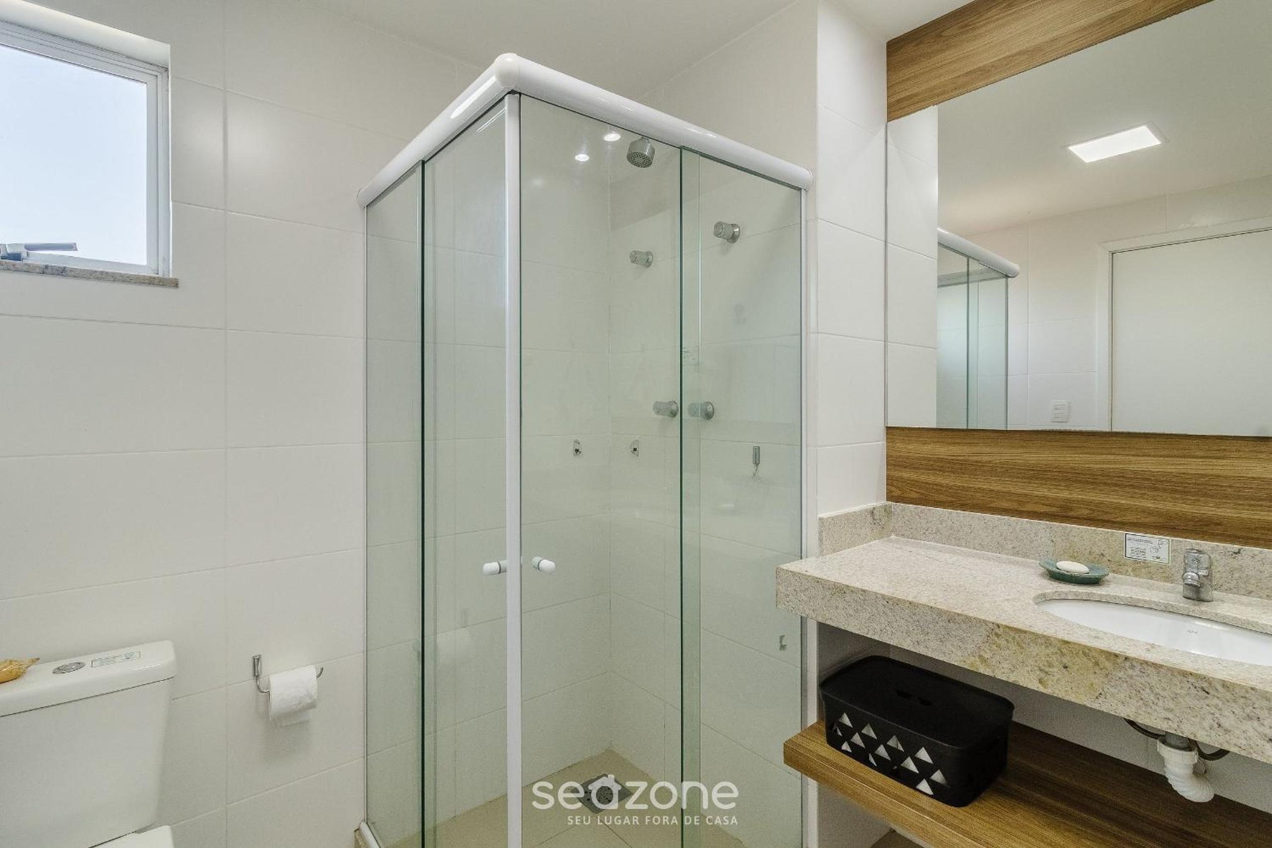 Stay with pool and sauna just steps from the beach in Cabo Frio - HSC