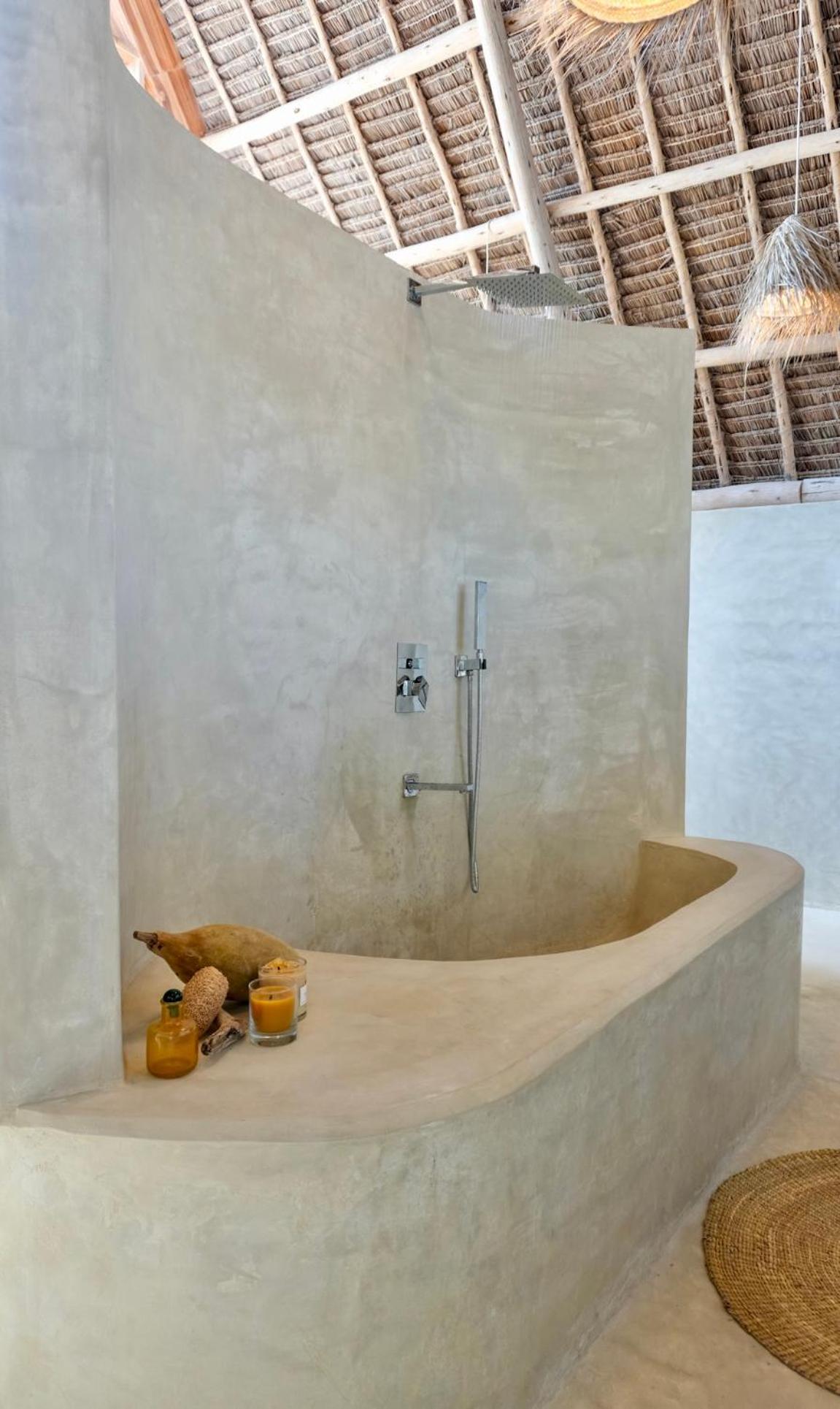 MAKU Oasis Villas and Studios