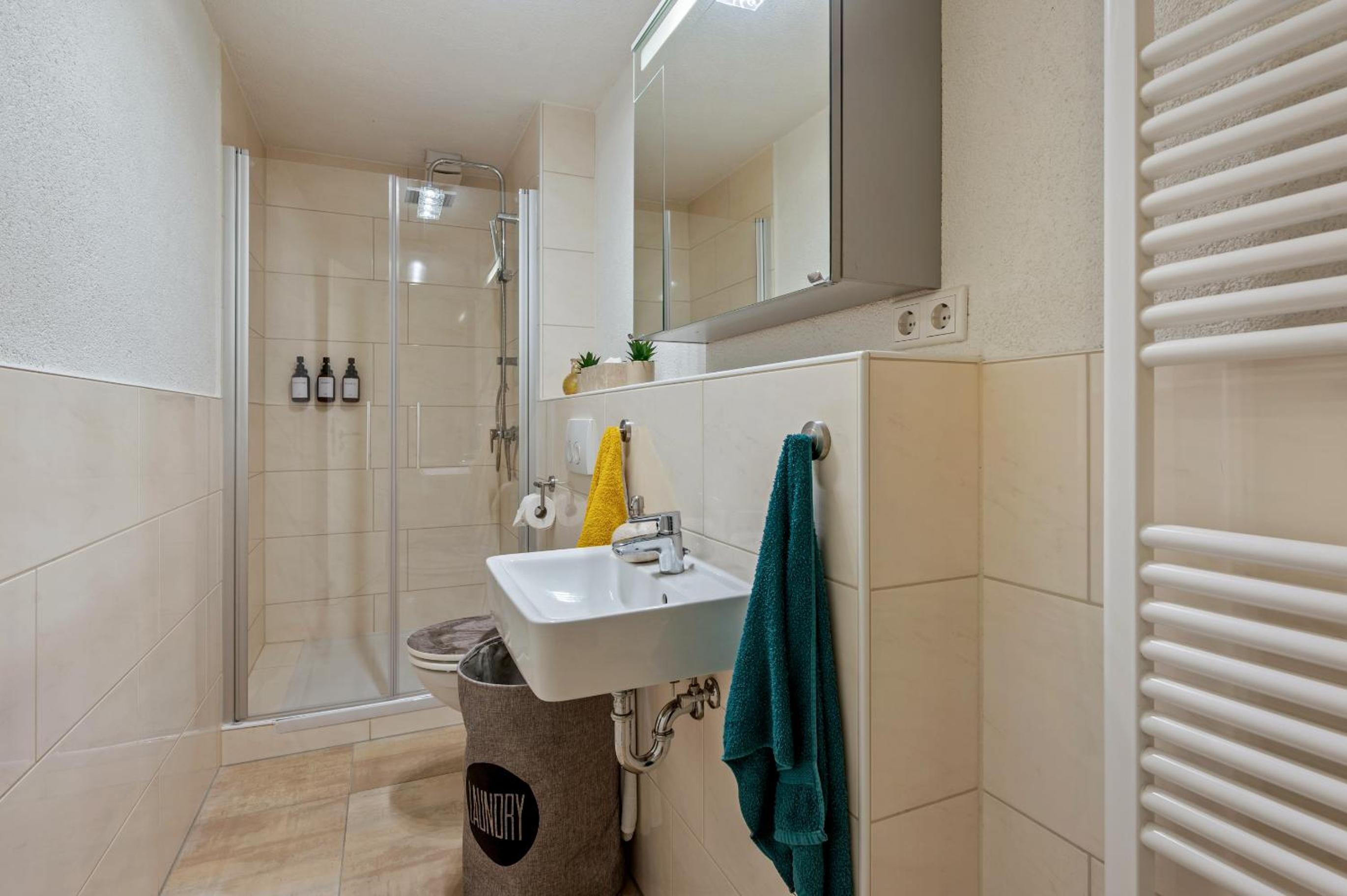 Retreat Living Bensheim - Sauna - Garten - Parkplatz