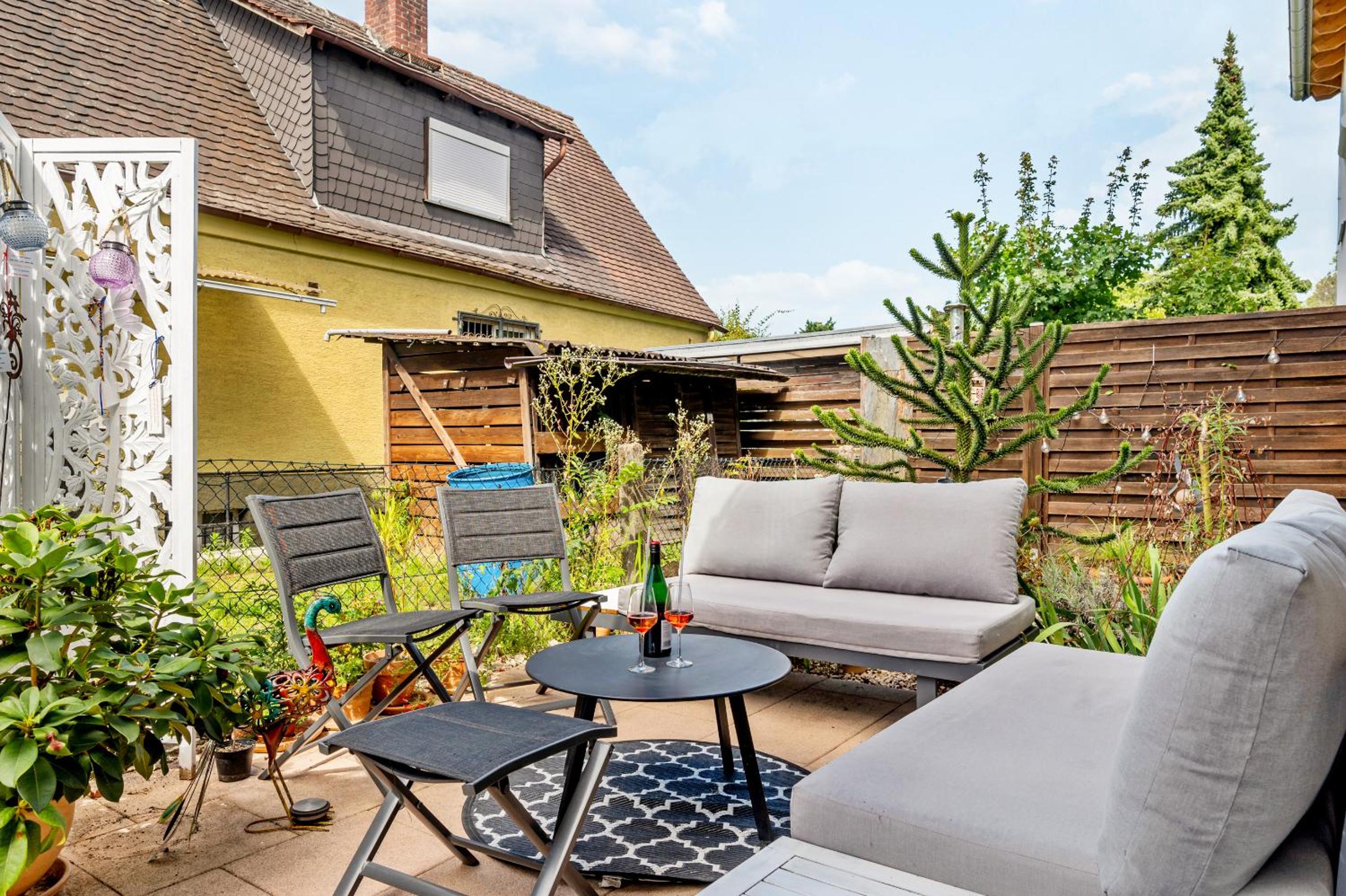 Retreat Living Bensheim - Sauna - Garten - Parkplatz
