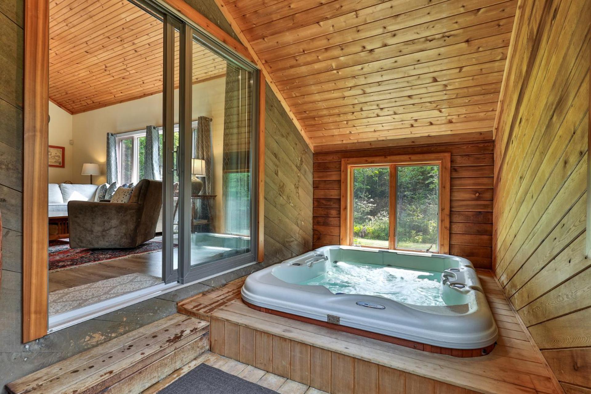 Private Killington Home with Indoor Hot Tub and 2 Living Rooms