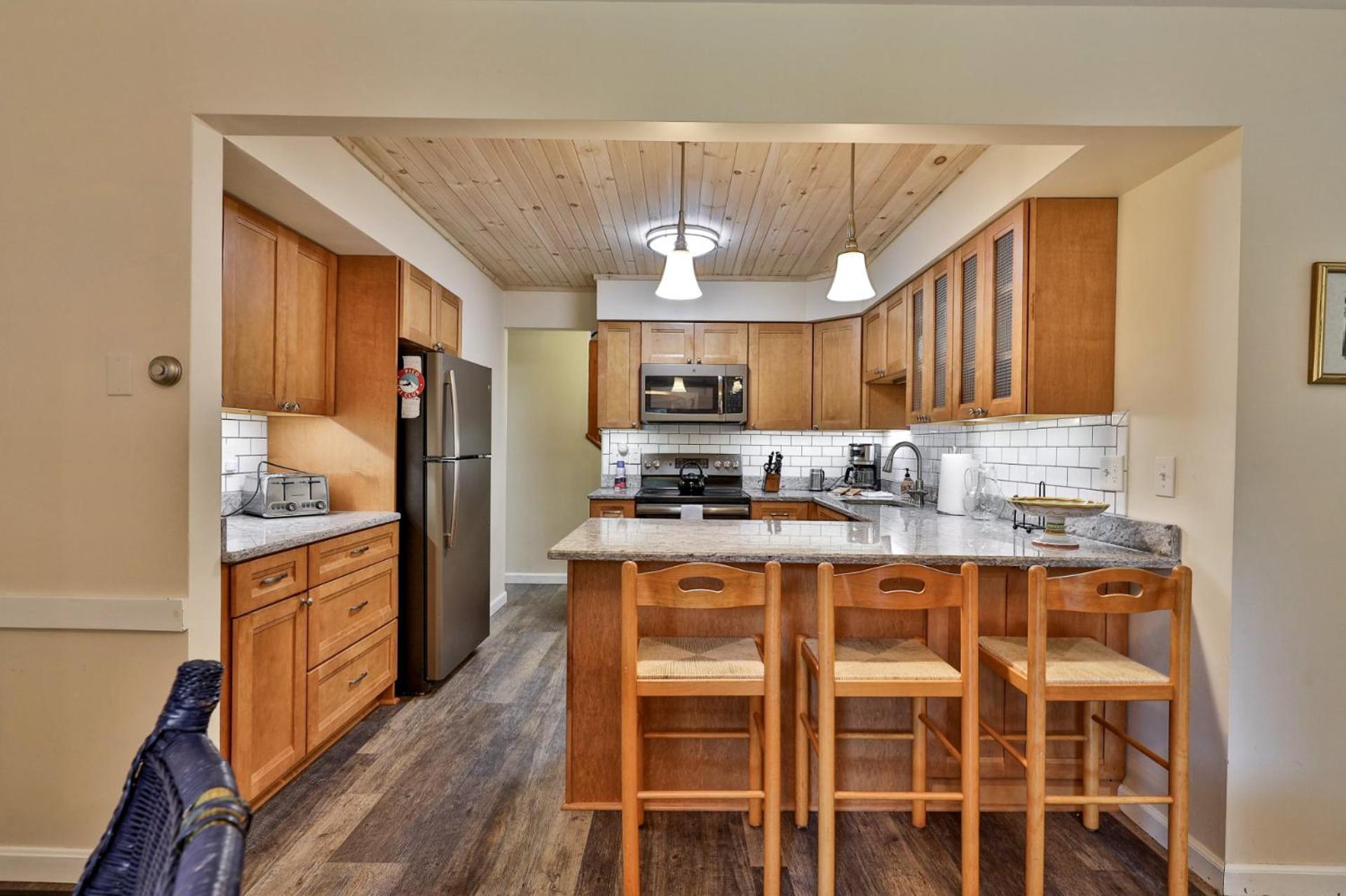 Private Killington Home with Indoor Hot Tub and 2 Living Rooms