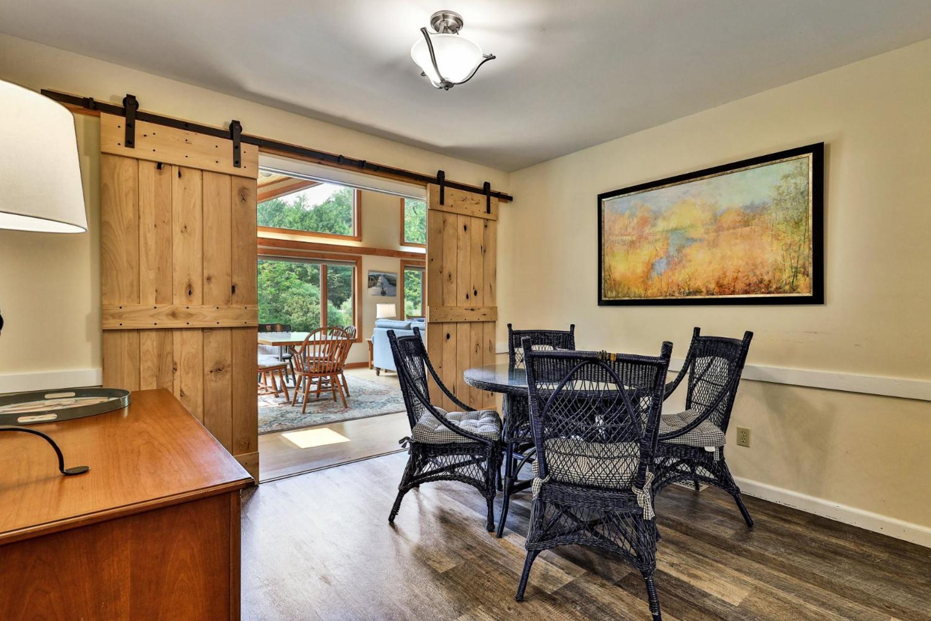Private Killington Home with Indoor Hot Tub and 2 Living Rooms