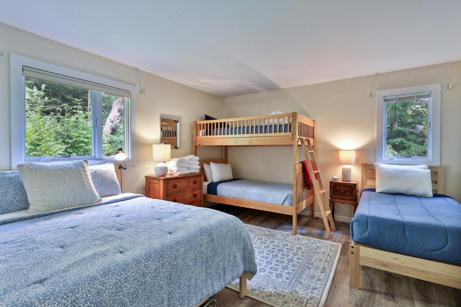 Private Killington Home with Indoor Hot Tub and 2 Living Rooms