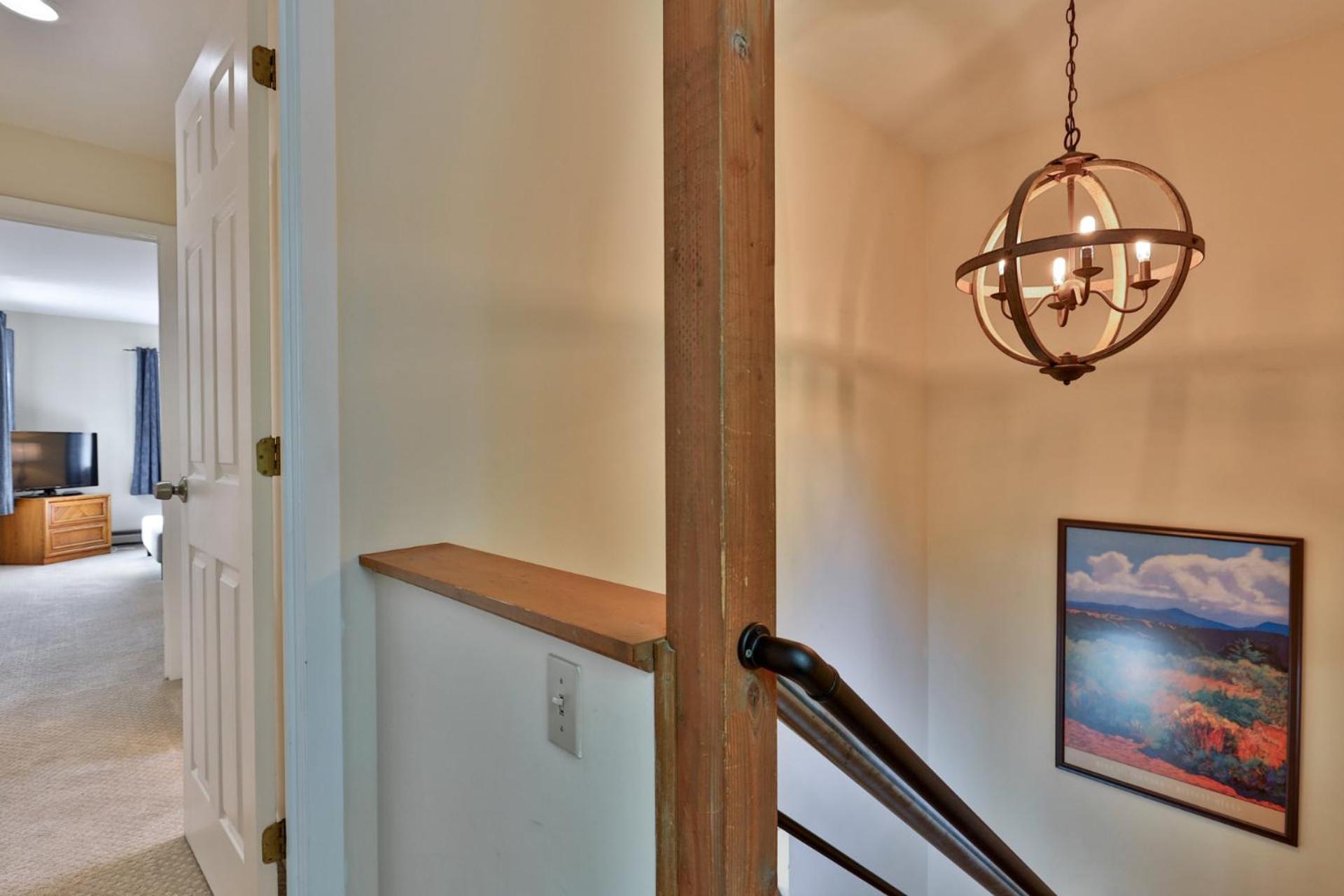 Private Killington Home with Indoor Hot Tub and 2 Living Rooms