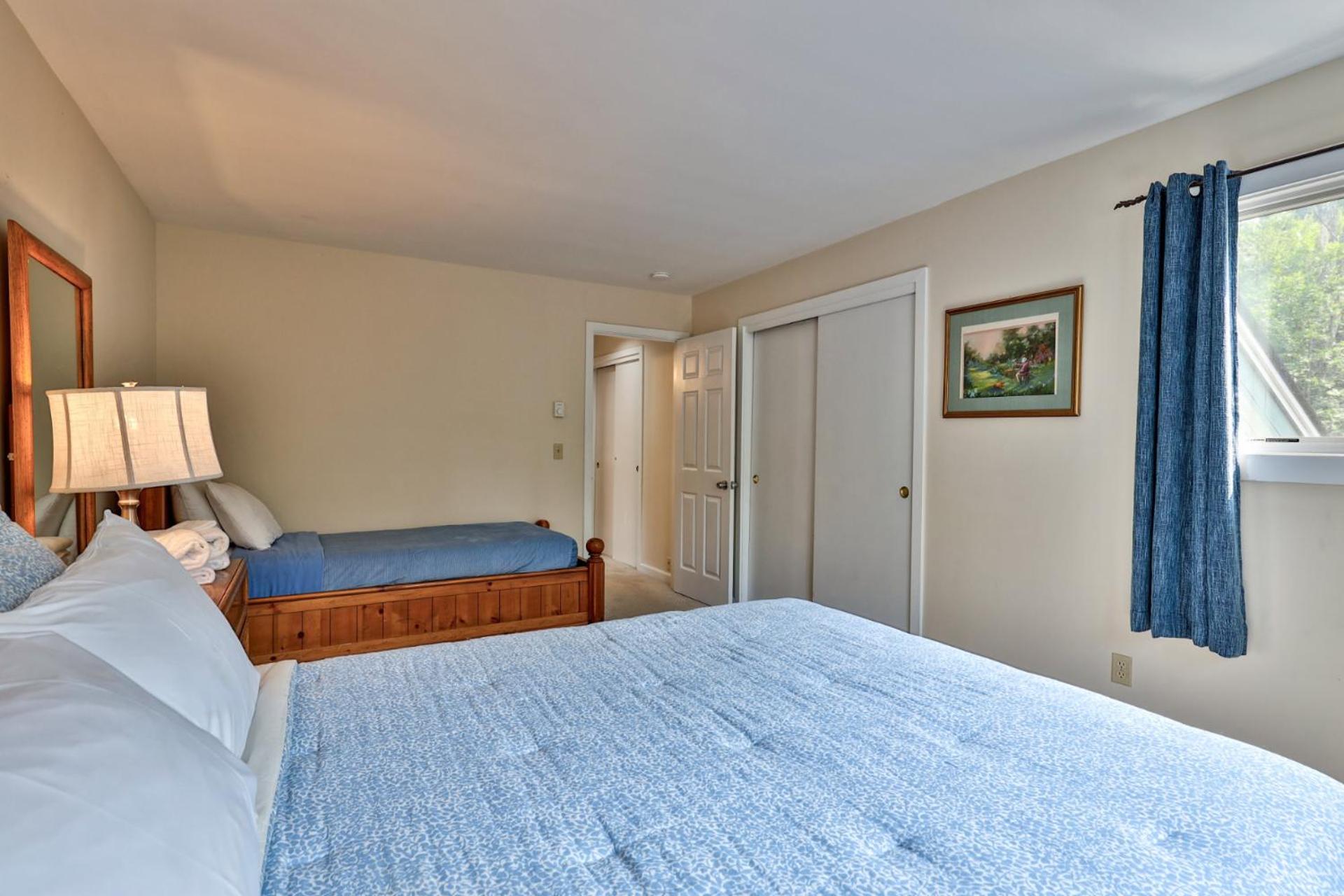 Private Killington Home with Indoor Hot Tub and 2 Living Rooms