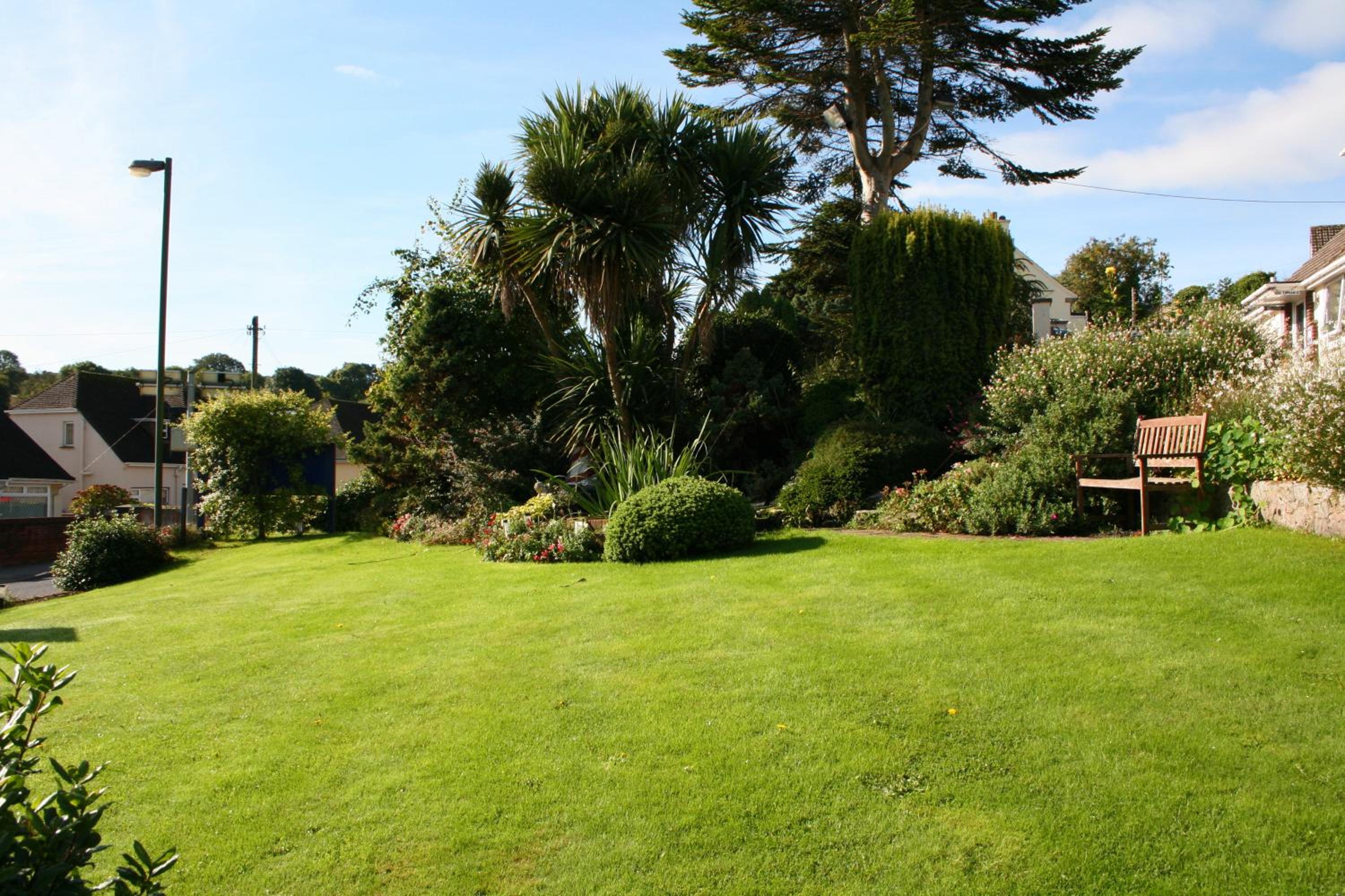Churston Way Lodge Guest House view 4