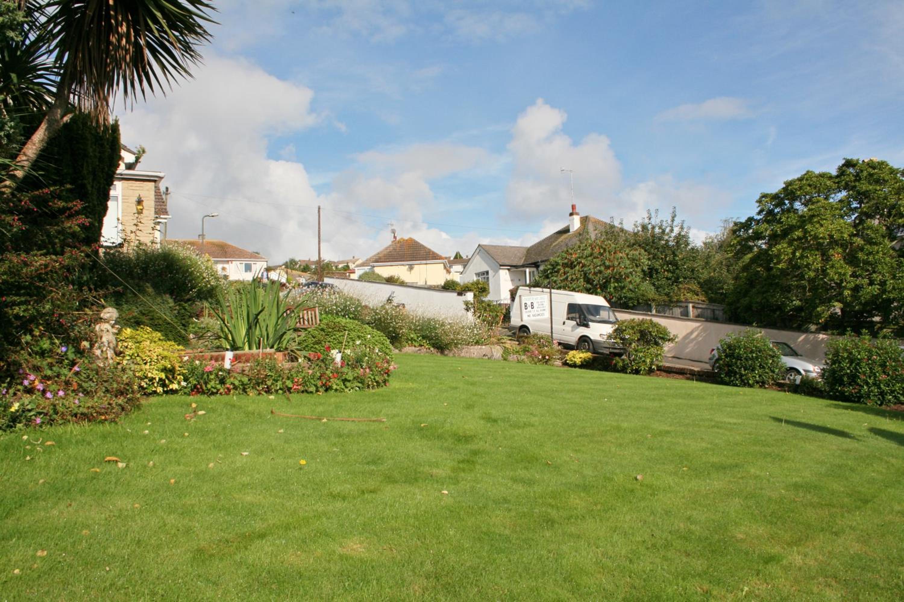 Churston Way Lodge Guest House view 3