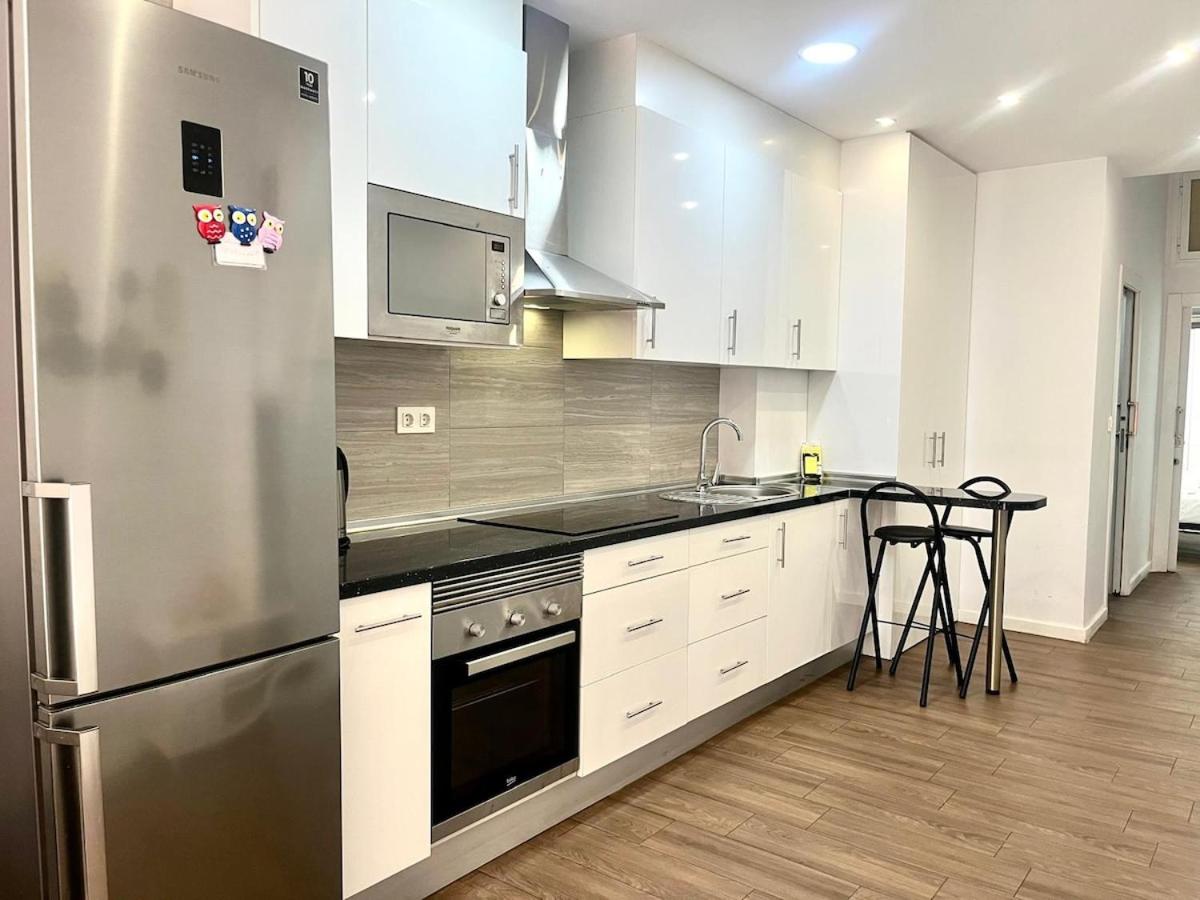 Apartment next to Hospital Morales Meseguer