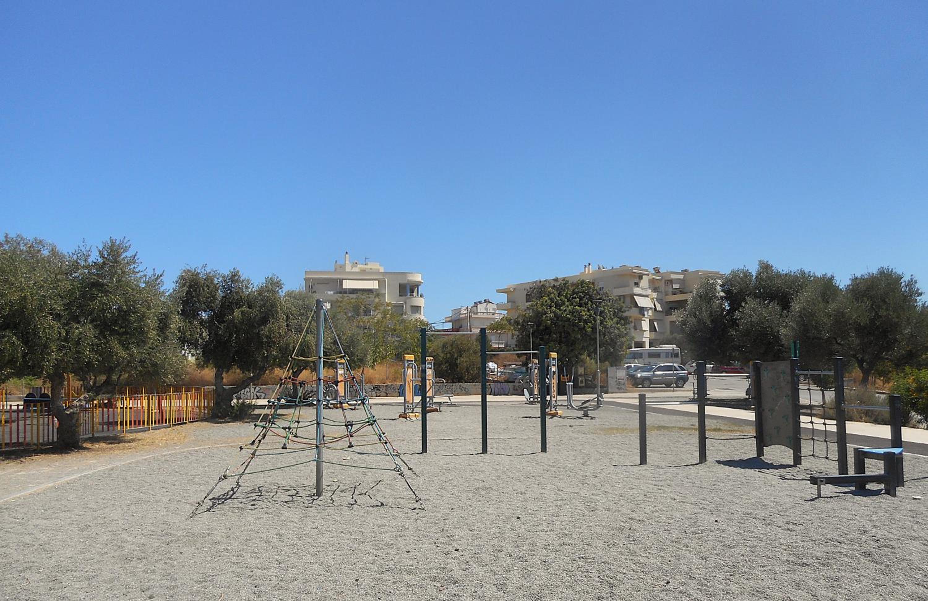 Filoxenia Private 2BR Stone House Patio & Parking