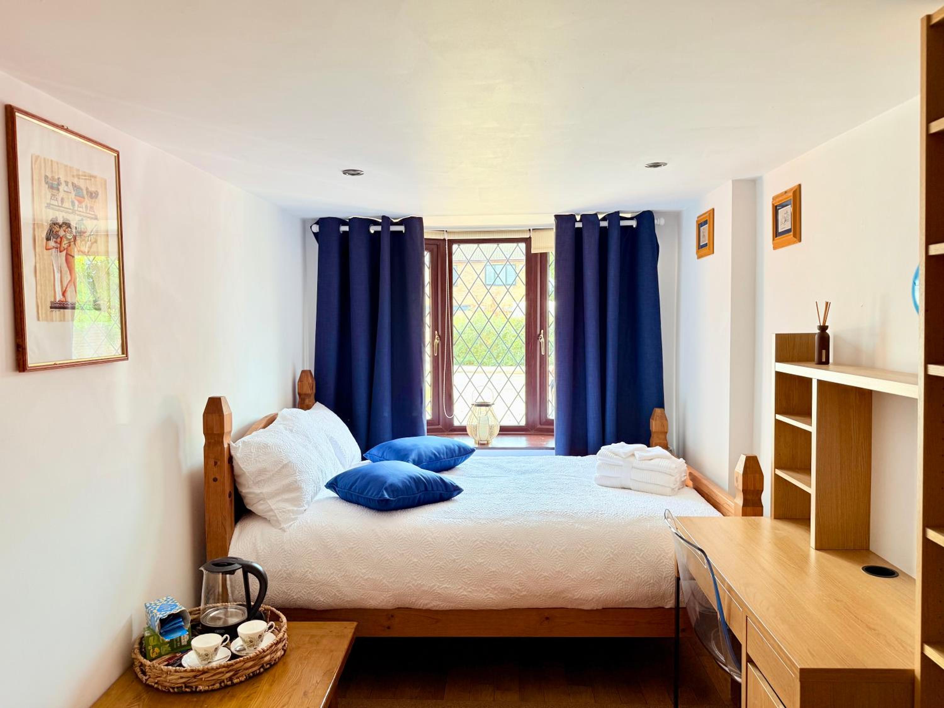DAINTY HOME STAY - 6 BDR Contractors, Family & Group