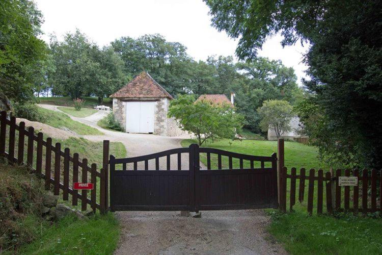 Le Moulin du Cluzeau view 4