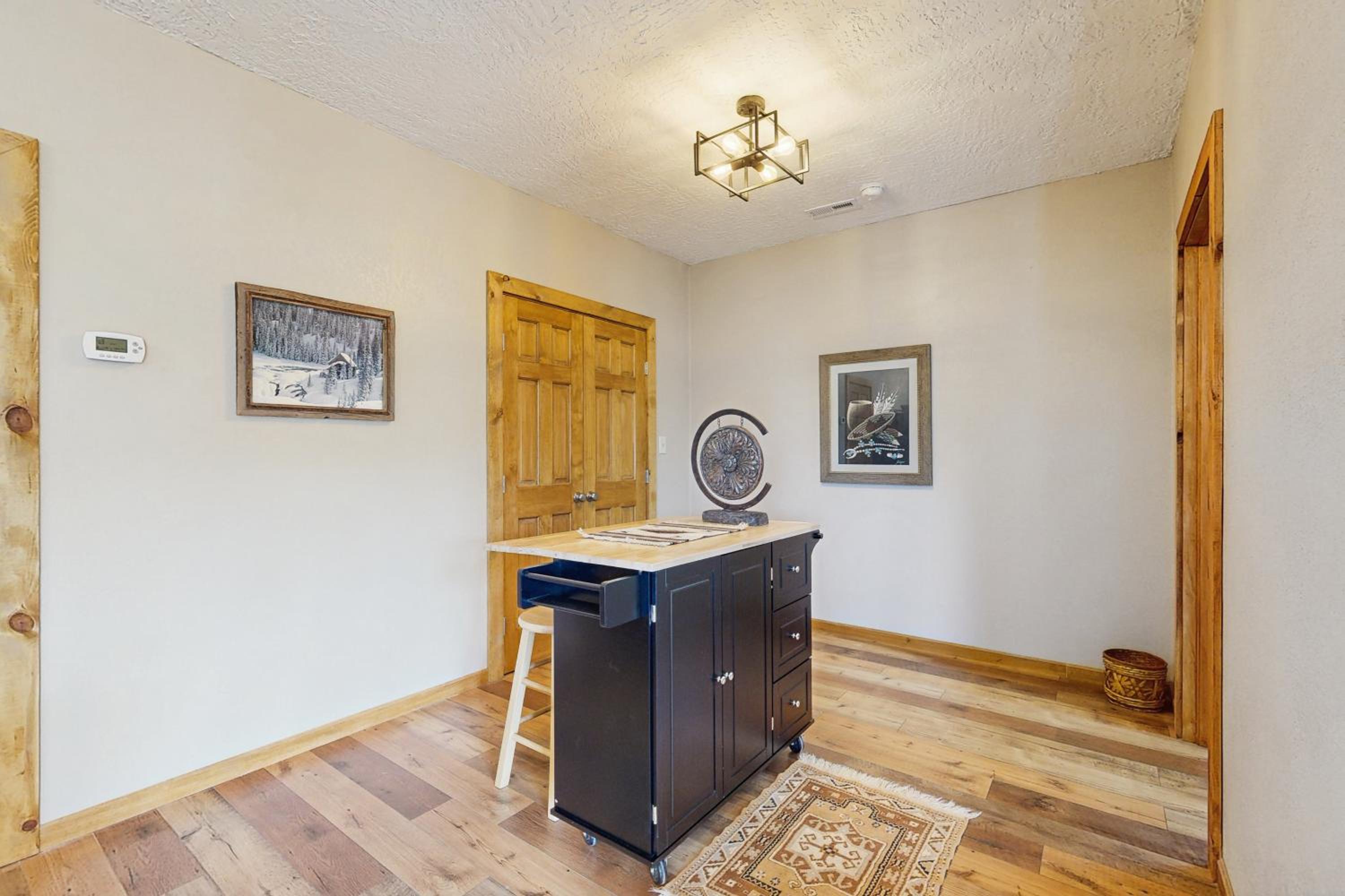 Romantic Mountain Retreat Near Vallecito Lake!