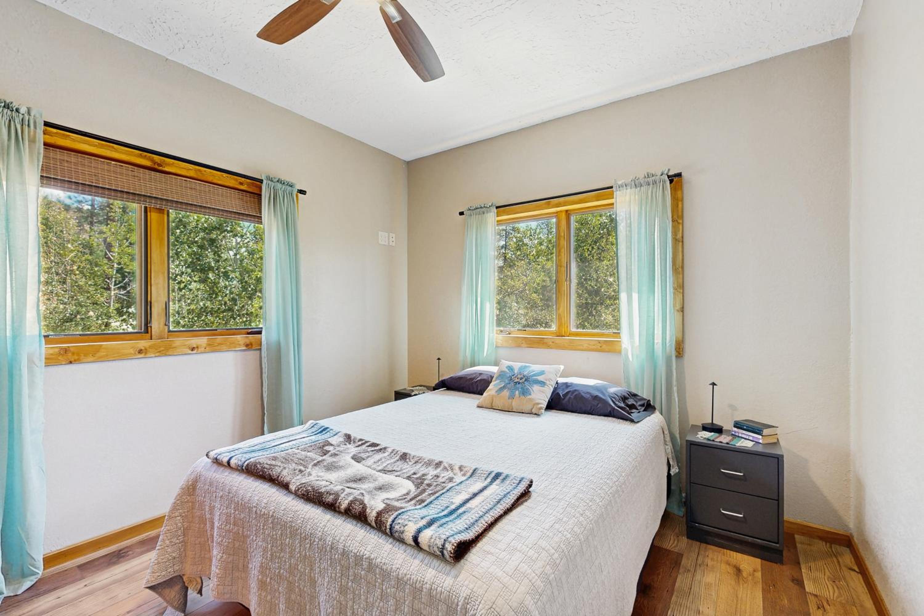 Romantic Mountain Retreat Near Vallecito Lake!