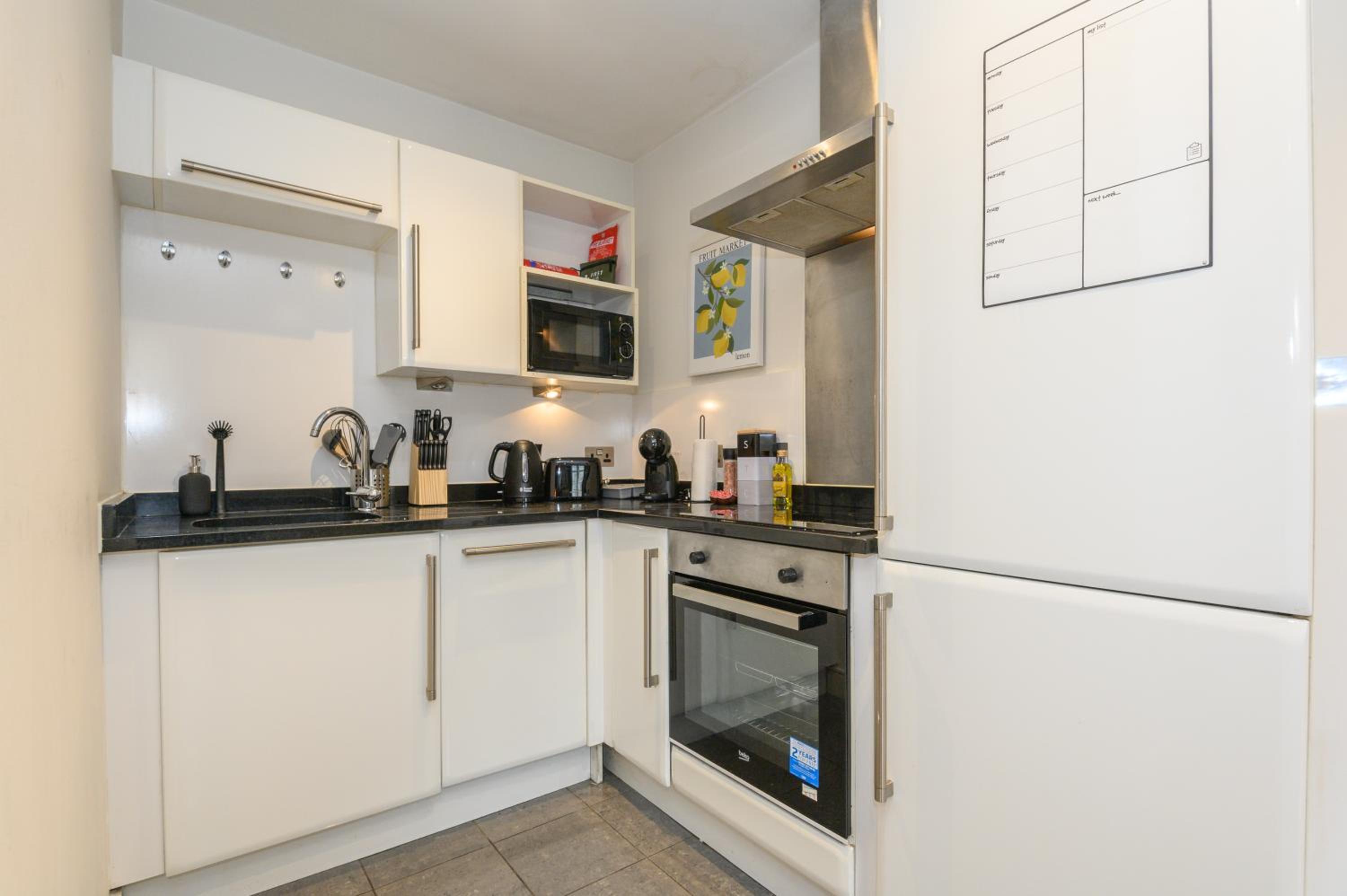 Central Business Class Apartment - Luxury Living