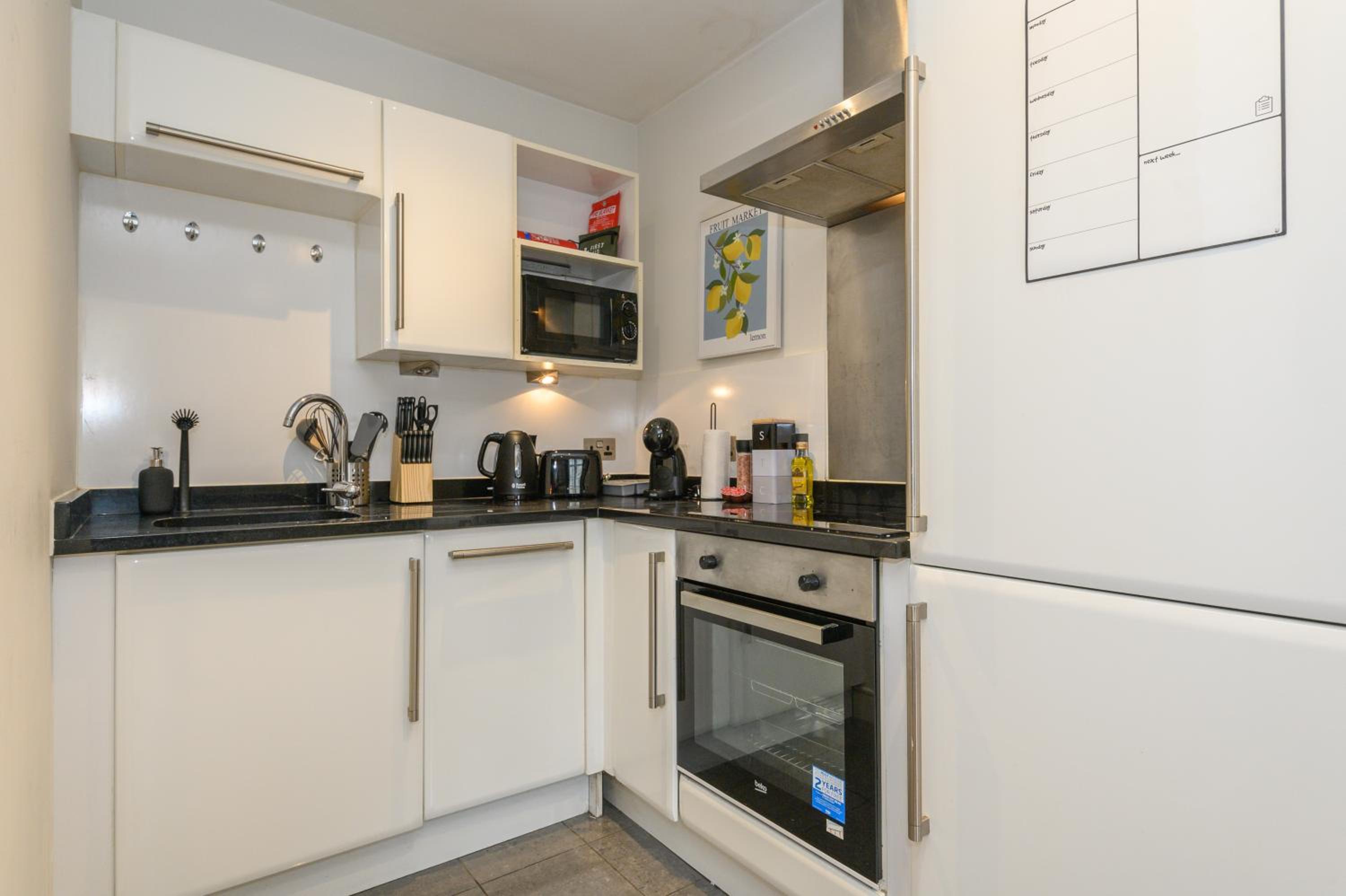 Central Business Class Apartment - Luxury Living