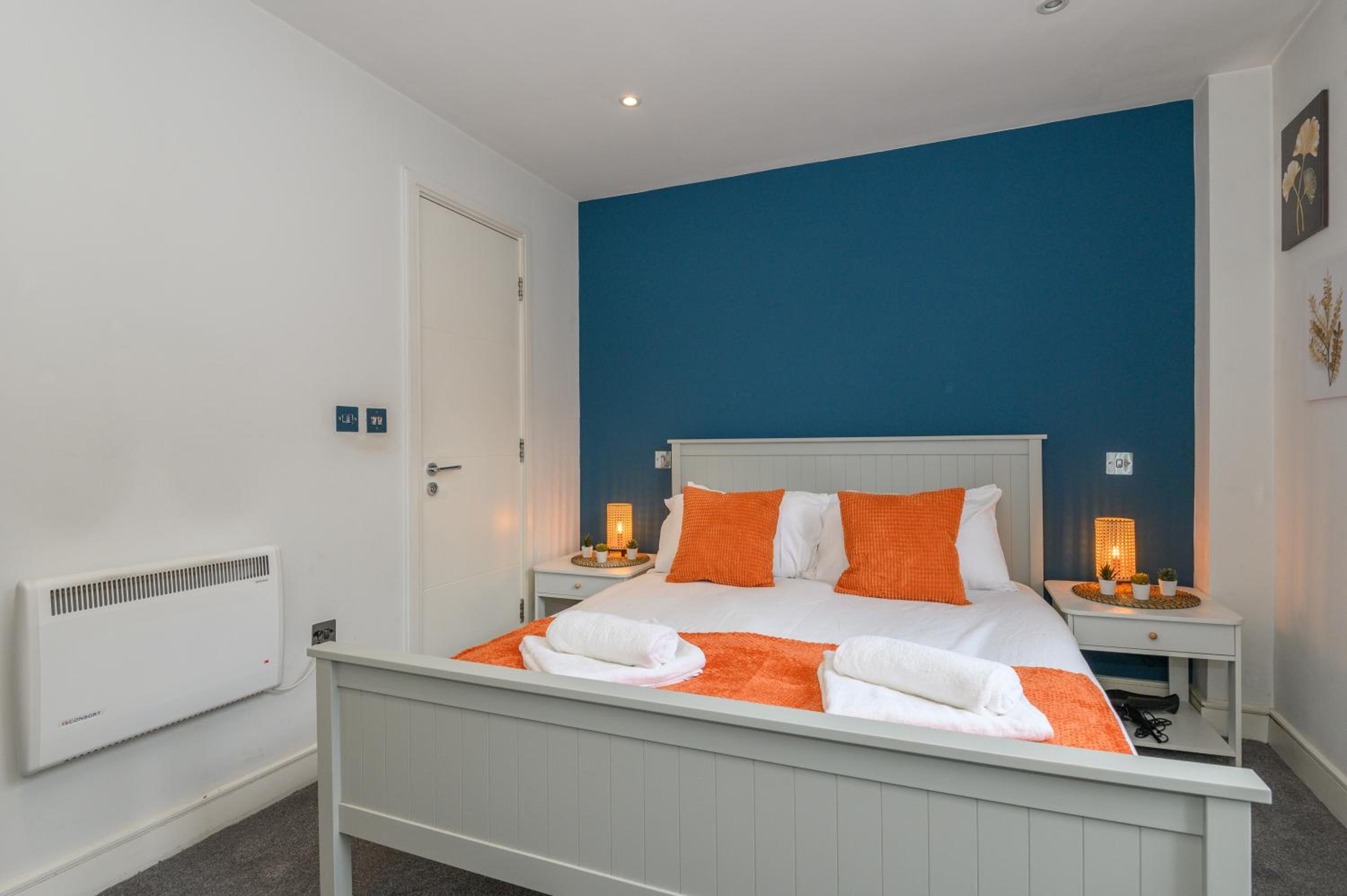 Central Business Class Apartment - Luxury Living