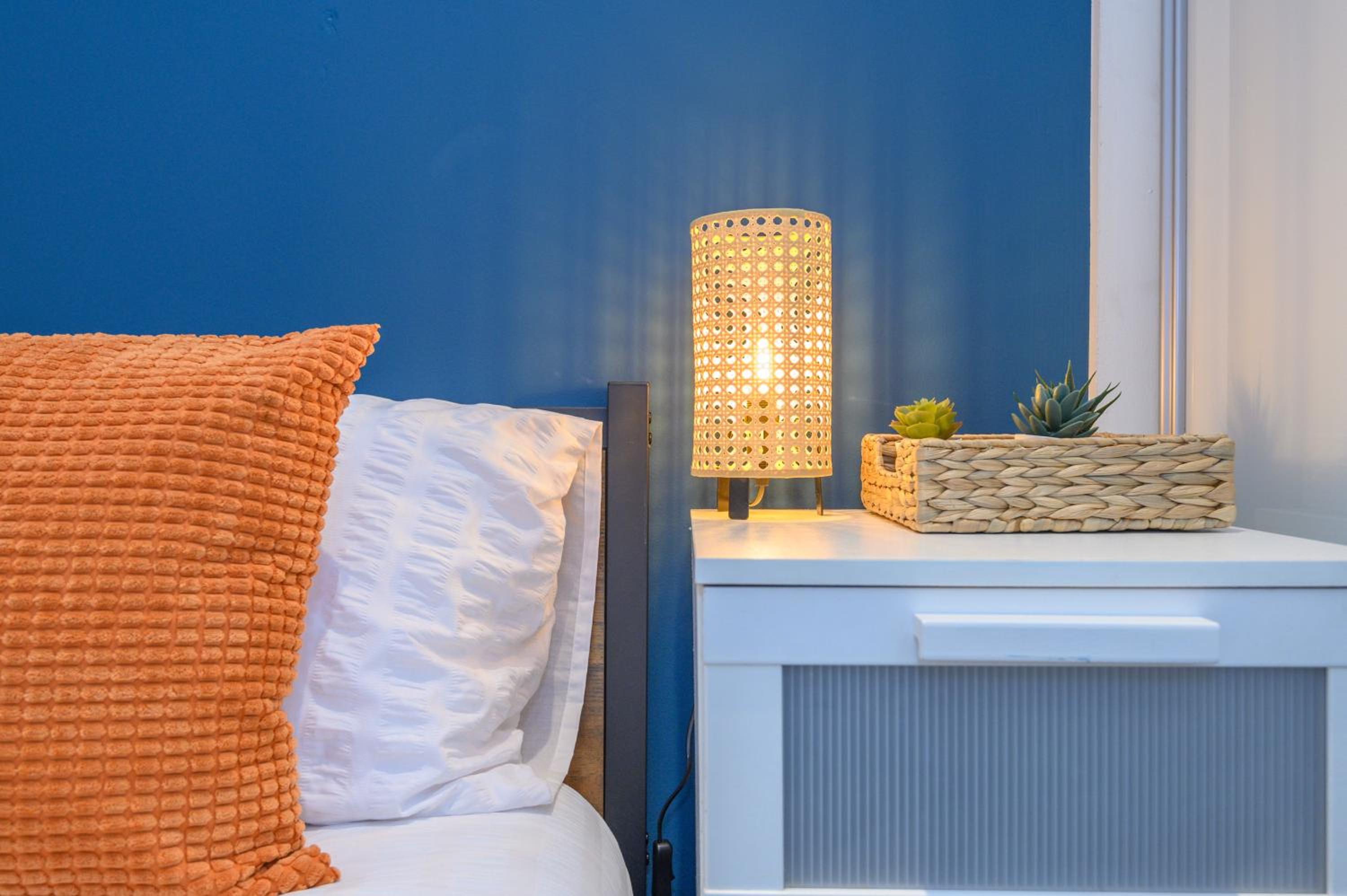 Central Business Class Apartment - Luxury Living